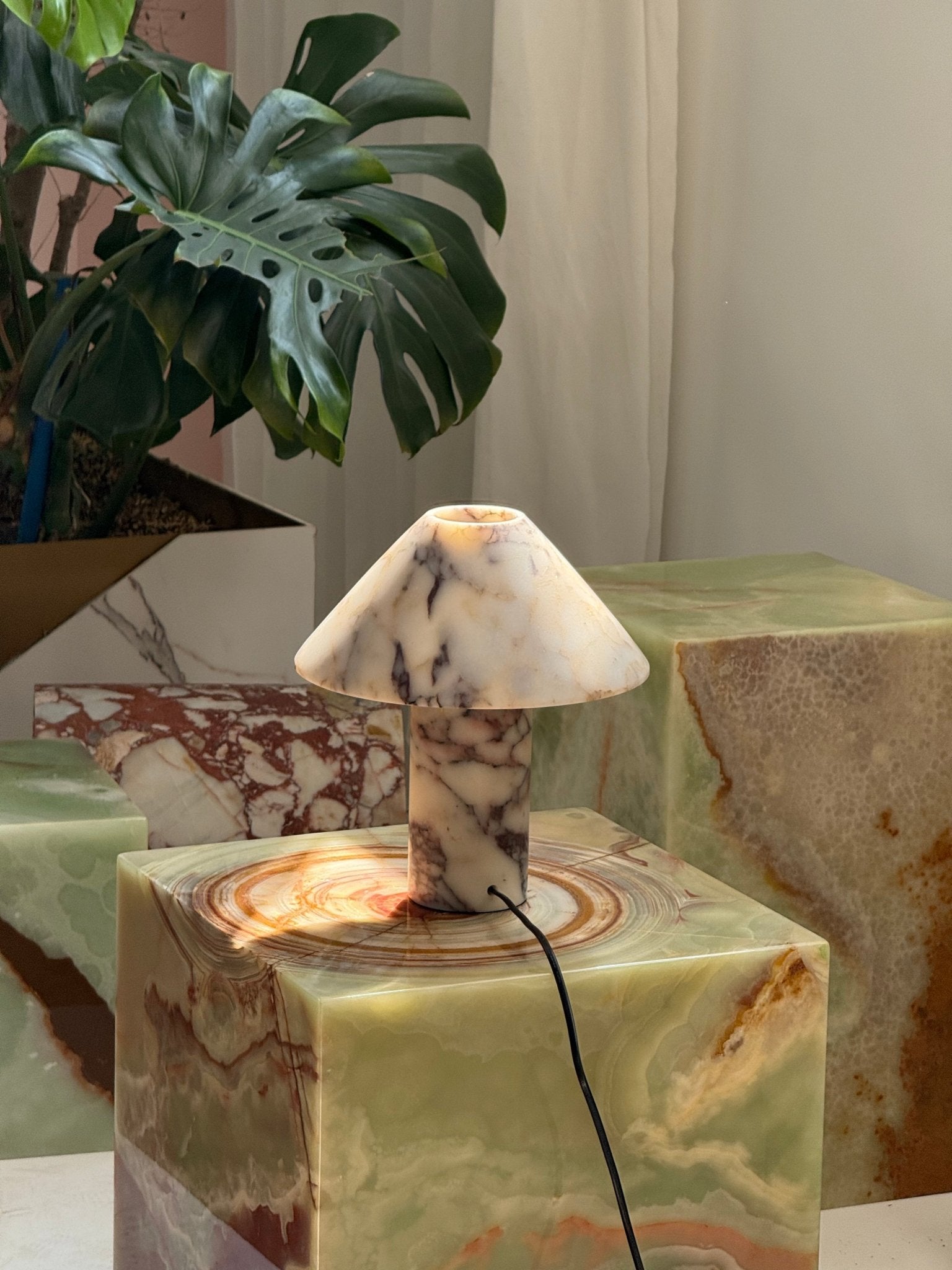 Marbelle Onyx Table Lamp