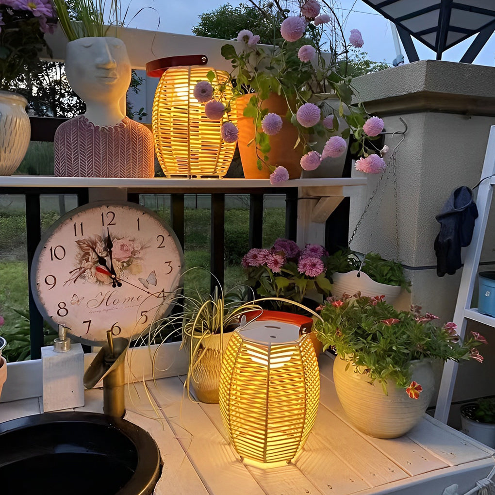Portable Rattan Lantern Waterproof LED Solar Floor Lamp