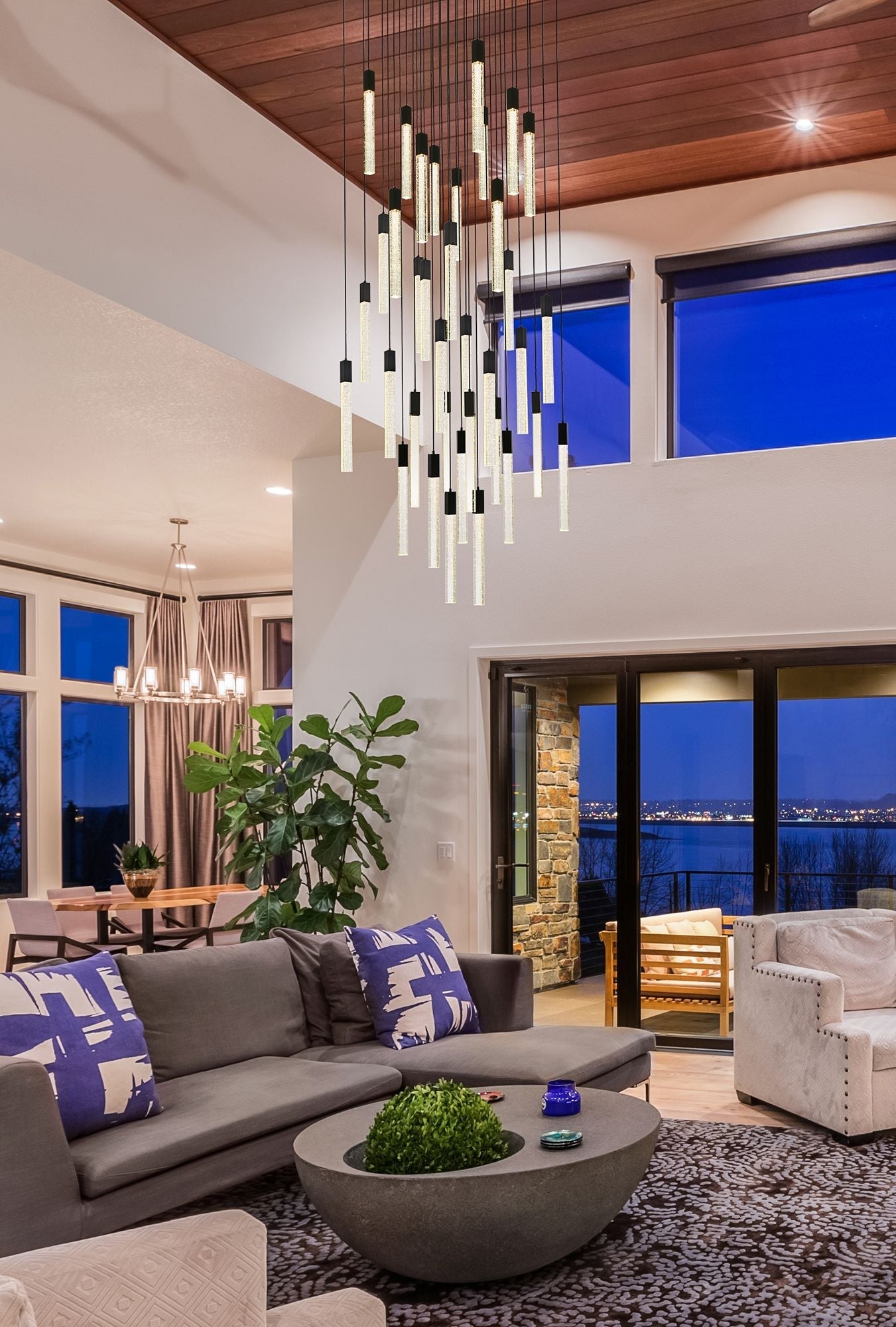 Weston 36 Lts in Black Chandelier
