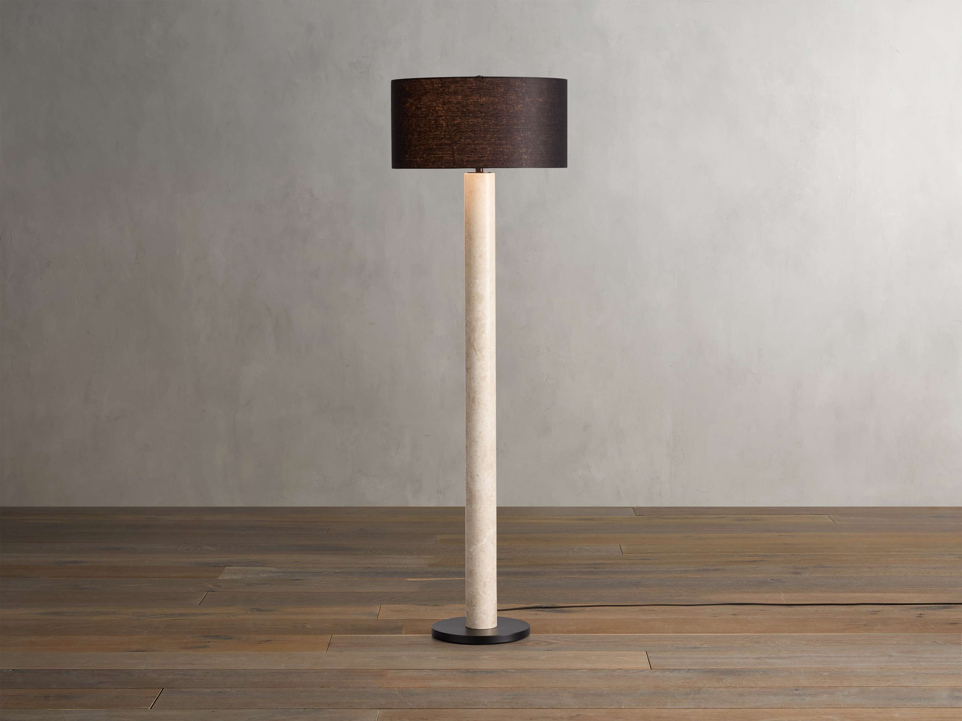 Bri x ton Floor Lamp