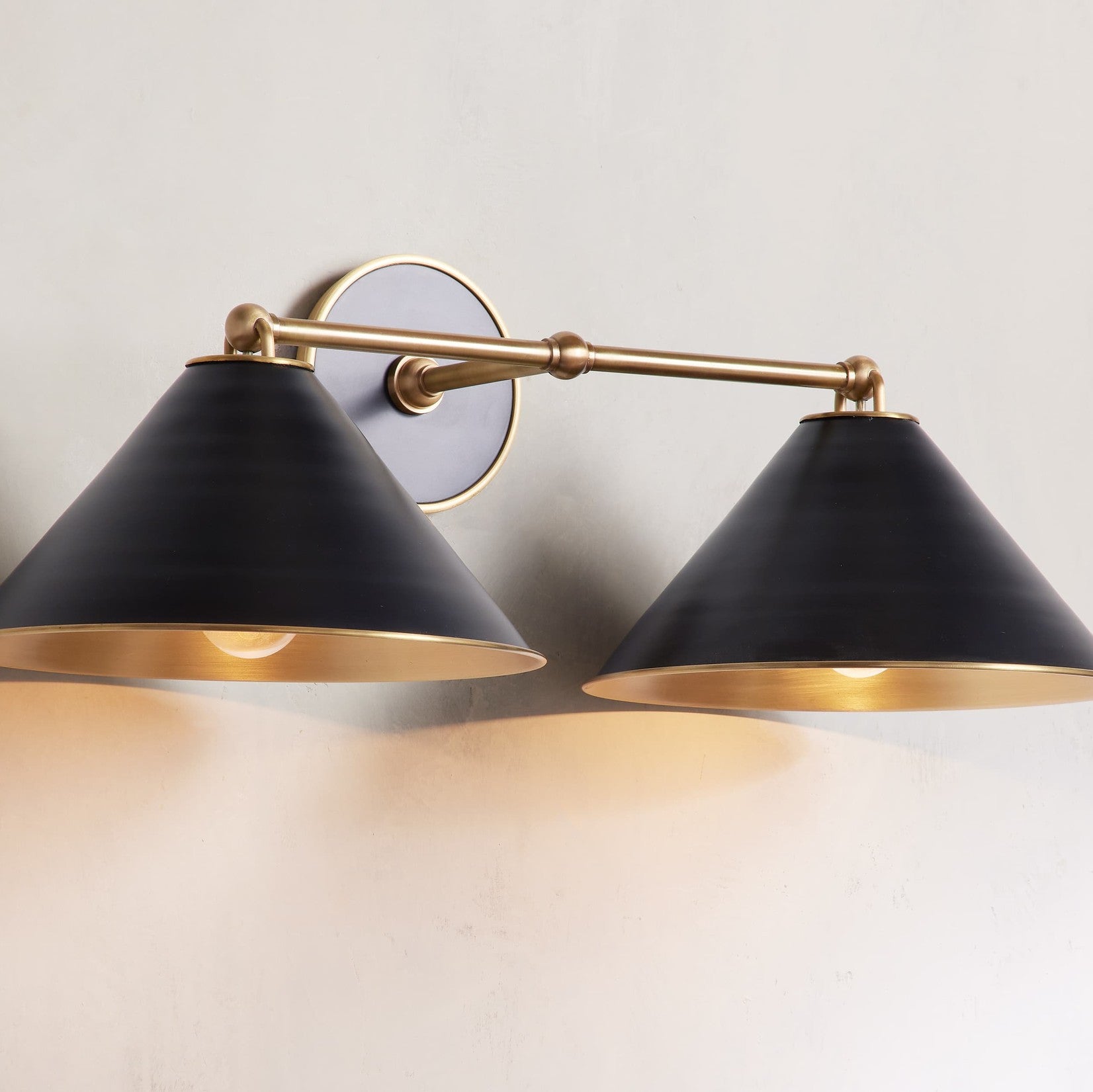 Arno Double Sconce