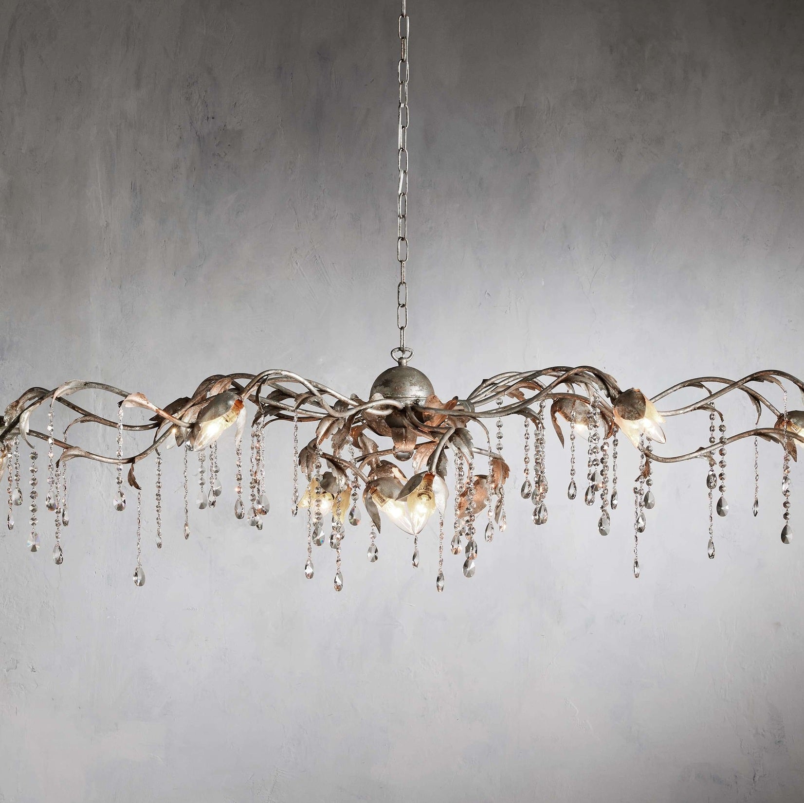 Viticcio Linear Chandelier