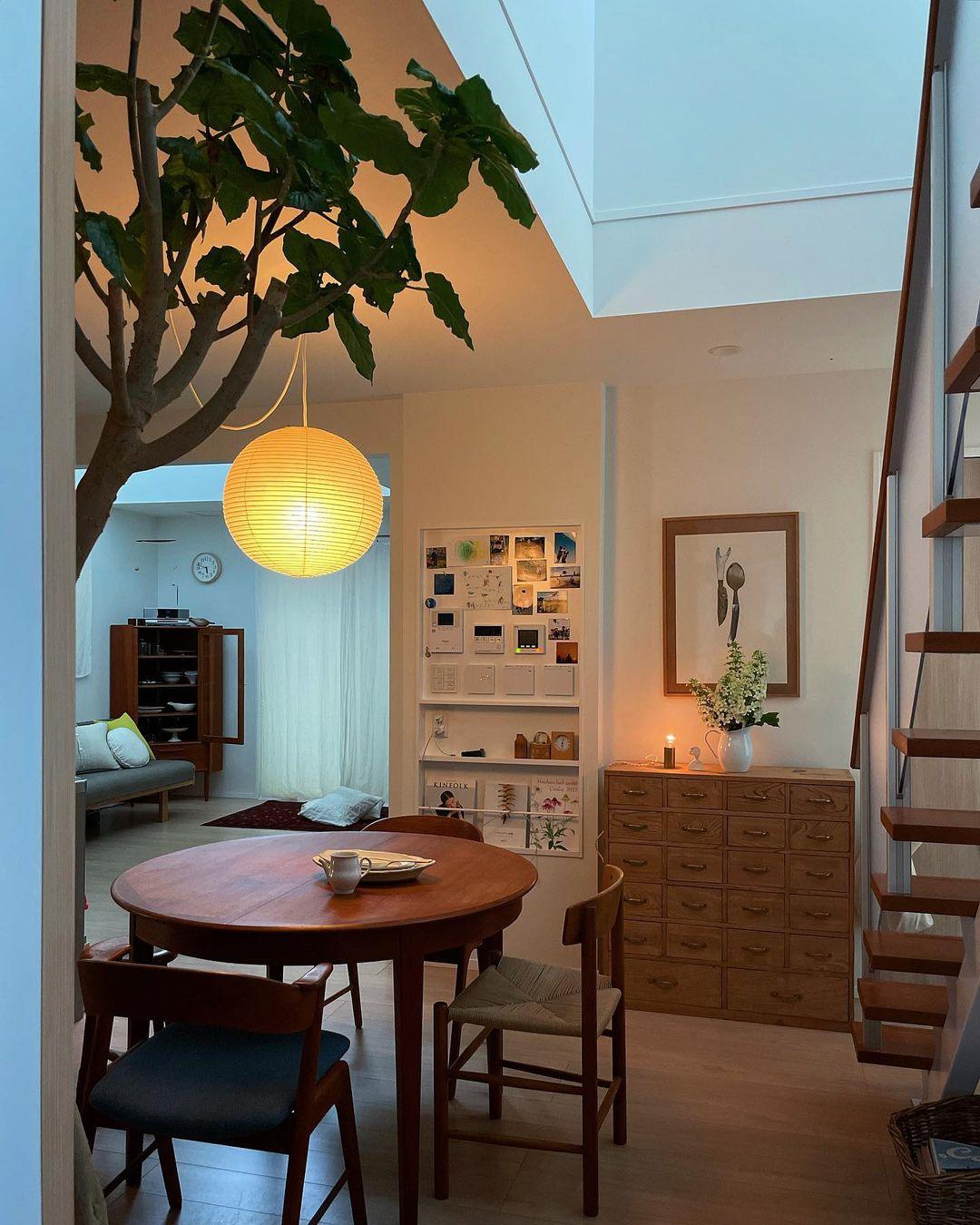 Akari a Round Swag Light Pendant Light