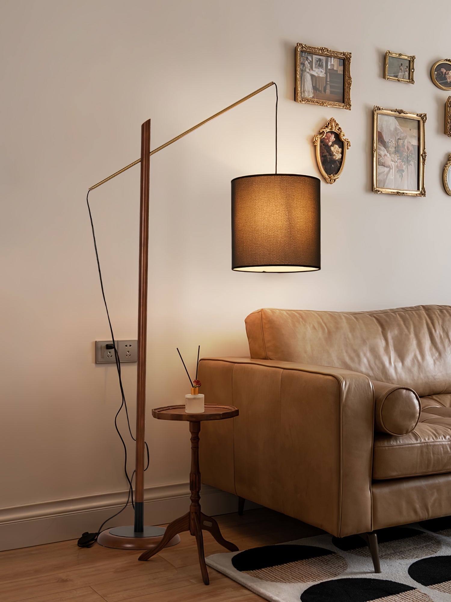 Archer Floor Lamp detail view 26