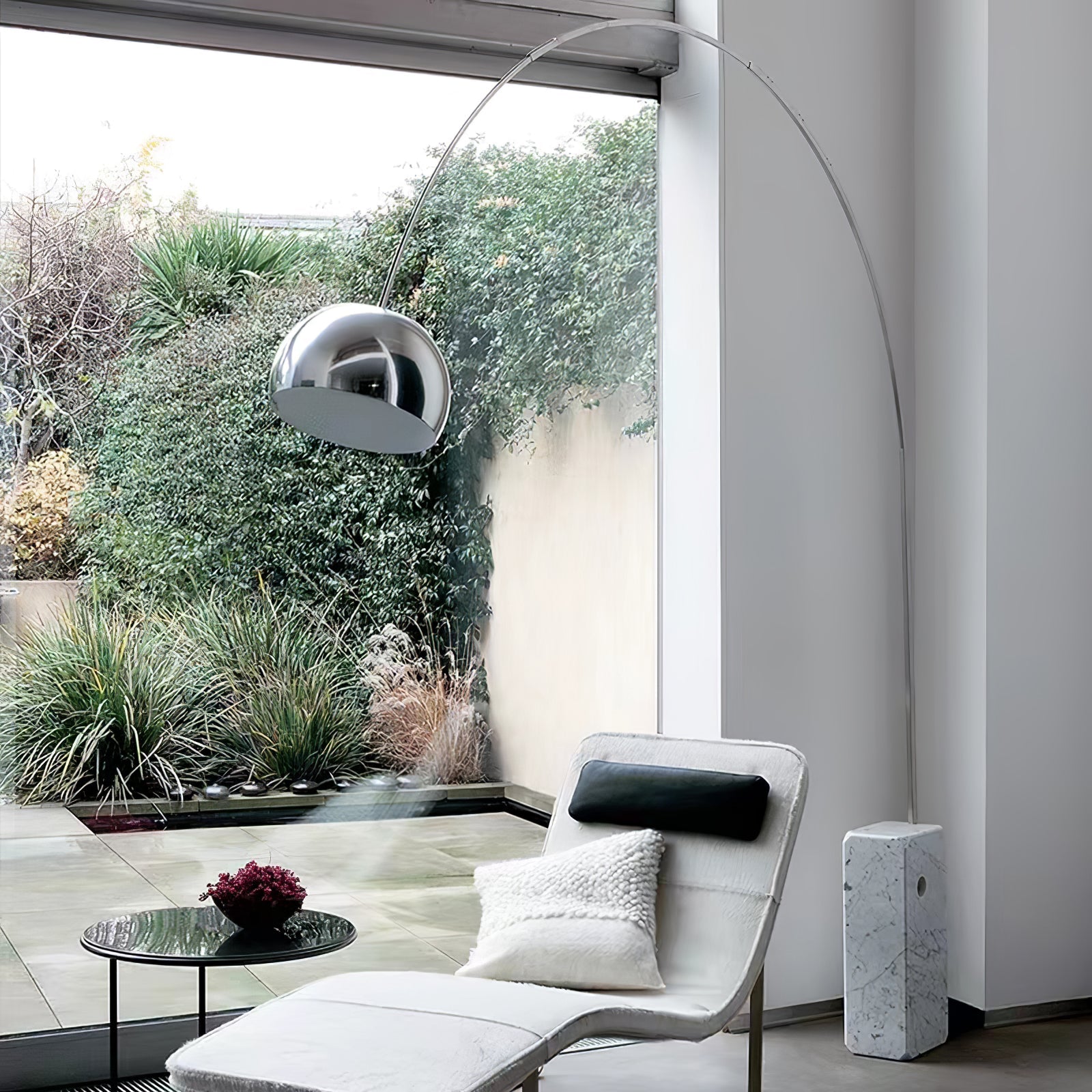 Arcadia Lu x e Floor Lamp