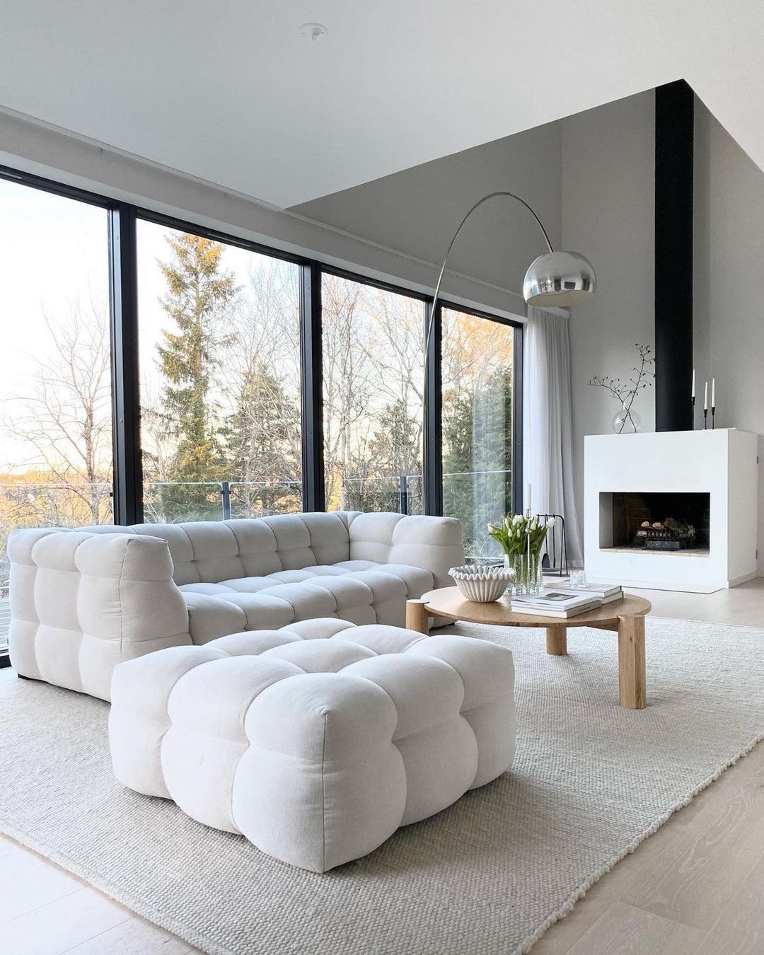 Arcadia Lu x e Floor Lamp