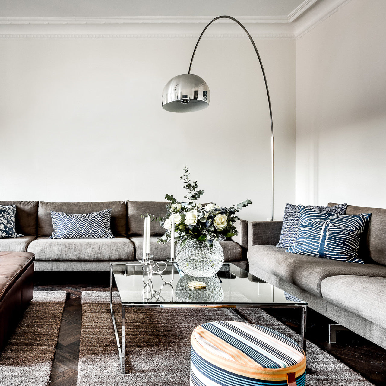 Arcadia Lu x e Floor Lamp