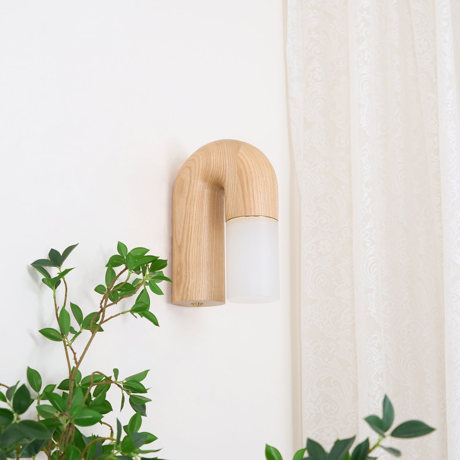 Arcus Wood Wall Lamp 7.1