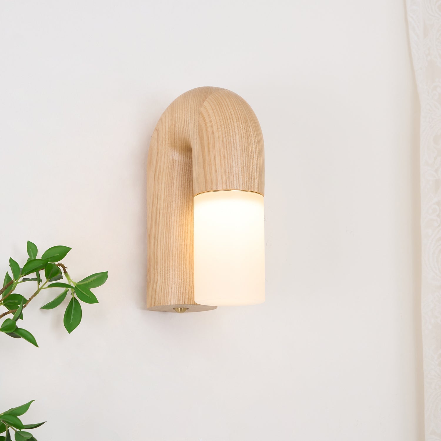 Arcus Wood Wall Lamp 7.1