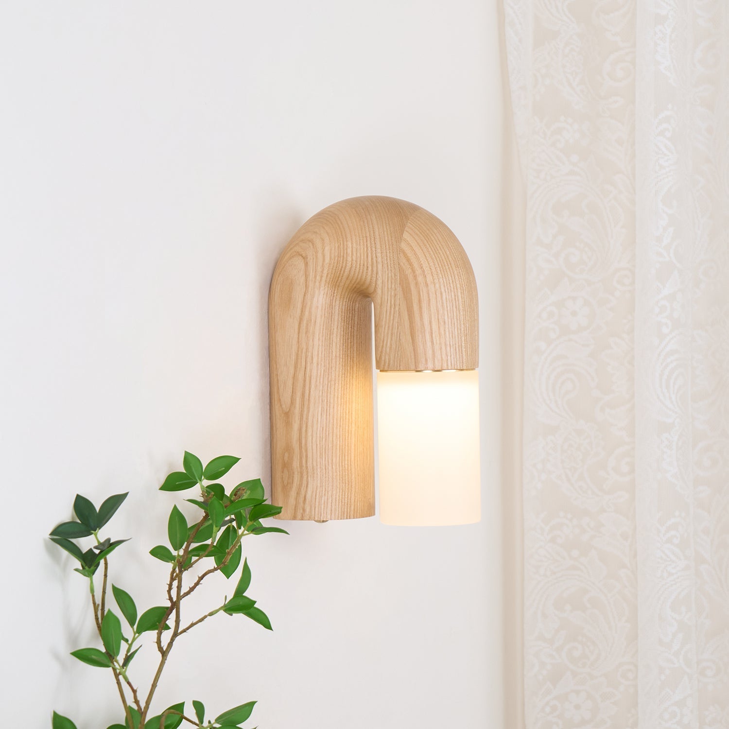 Arcus Wood Wall Lamp 7.1