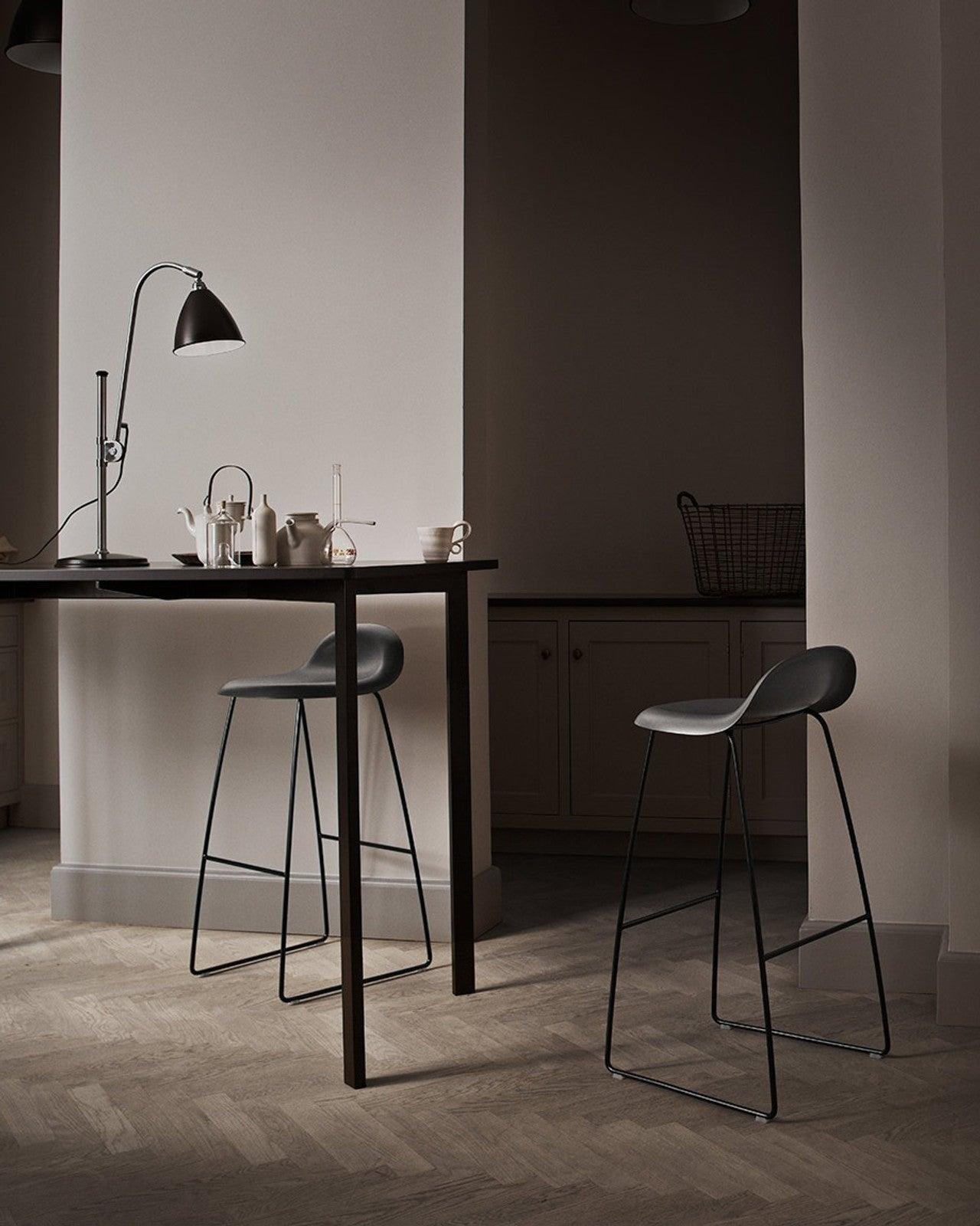 Arms Table Lamp 8.3