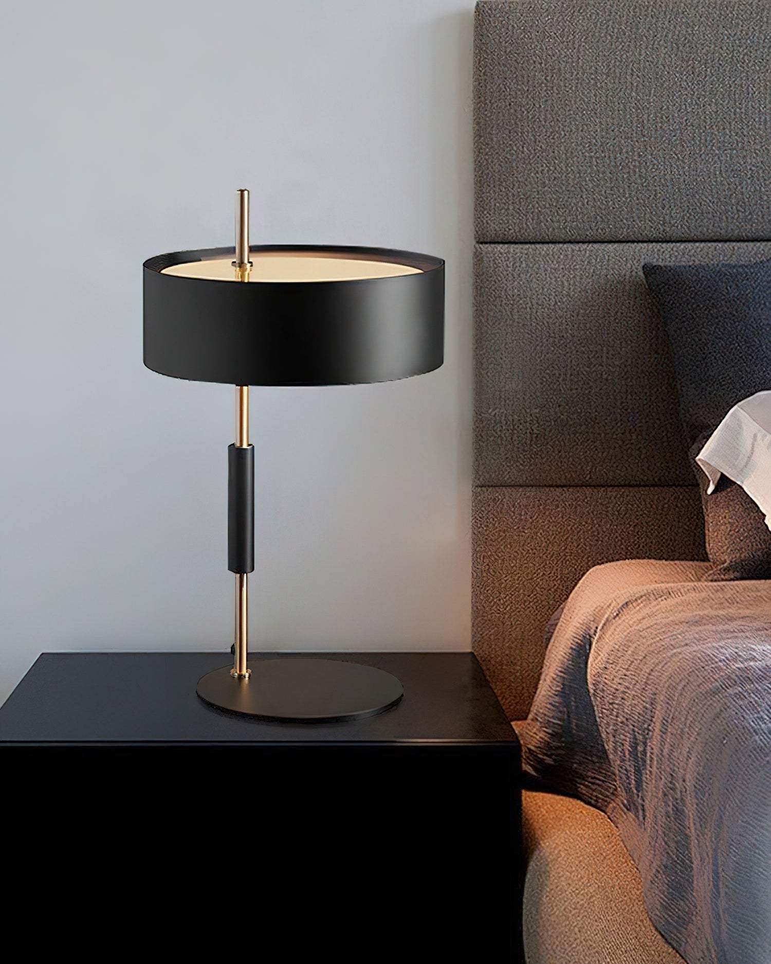 Athezza Table Lamp