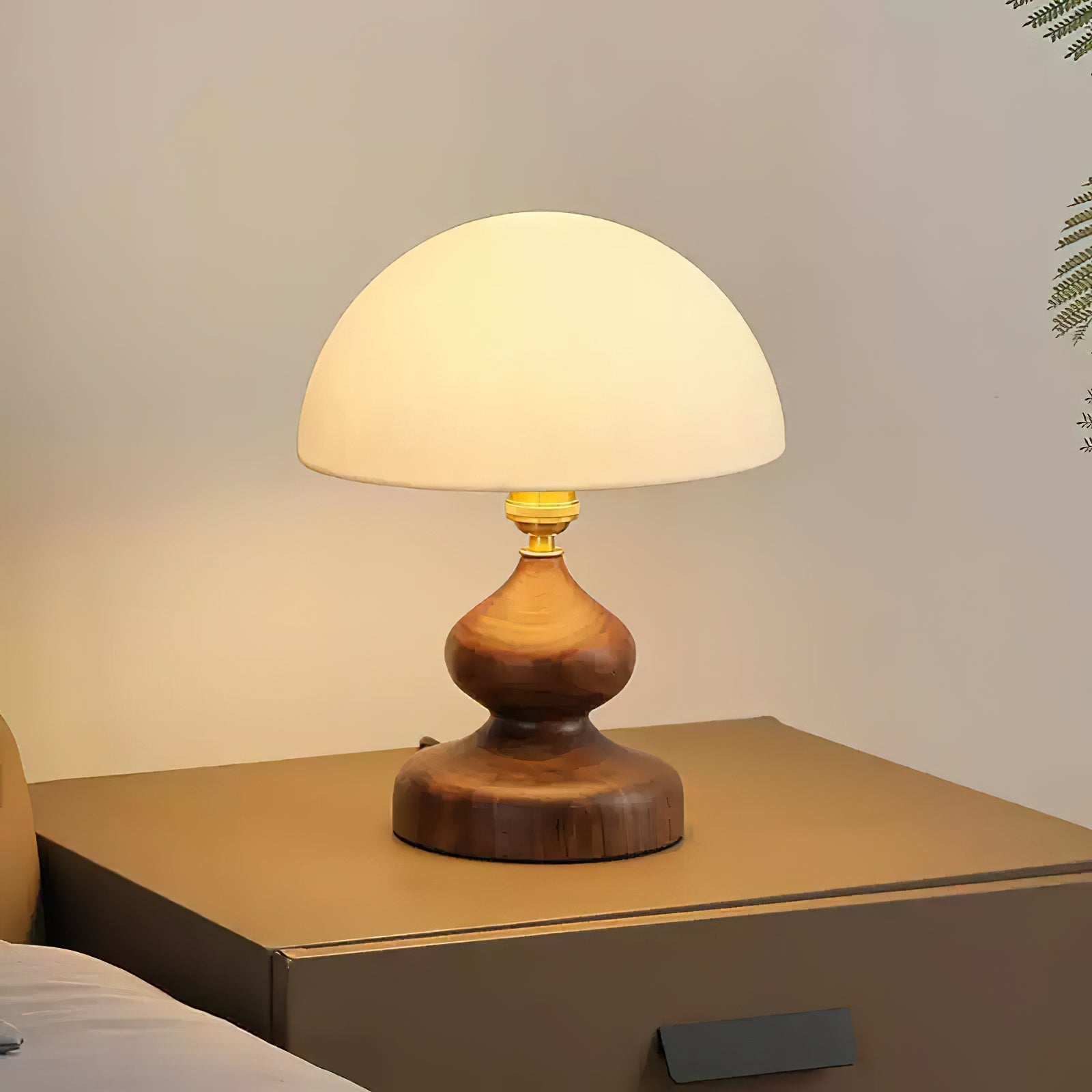 Banyan Tree Table Lamp 9.4