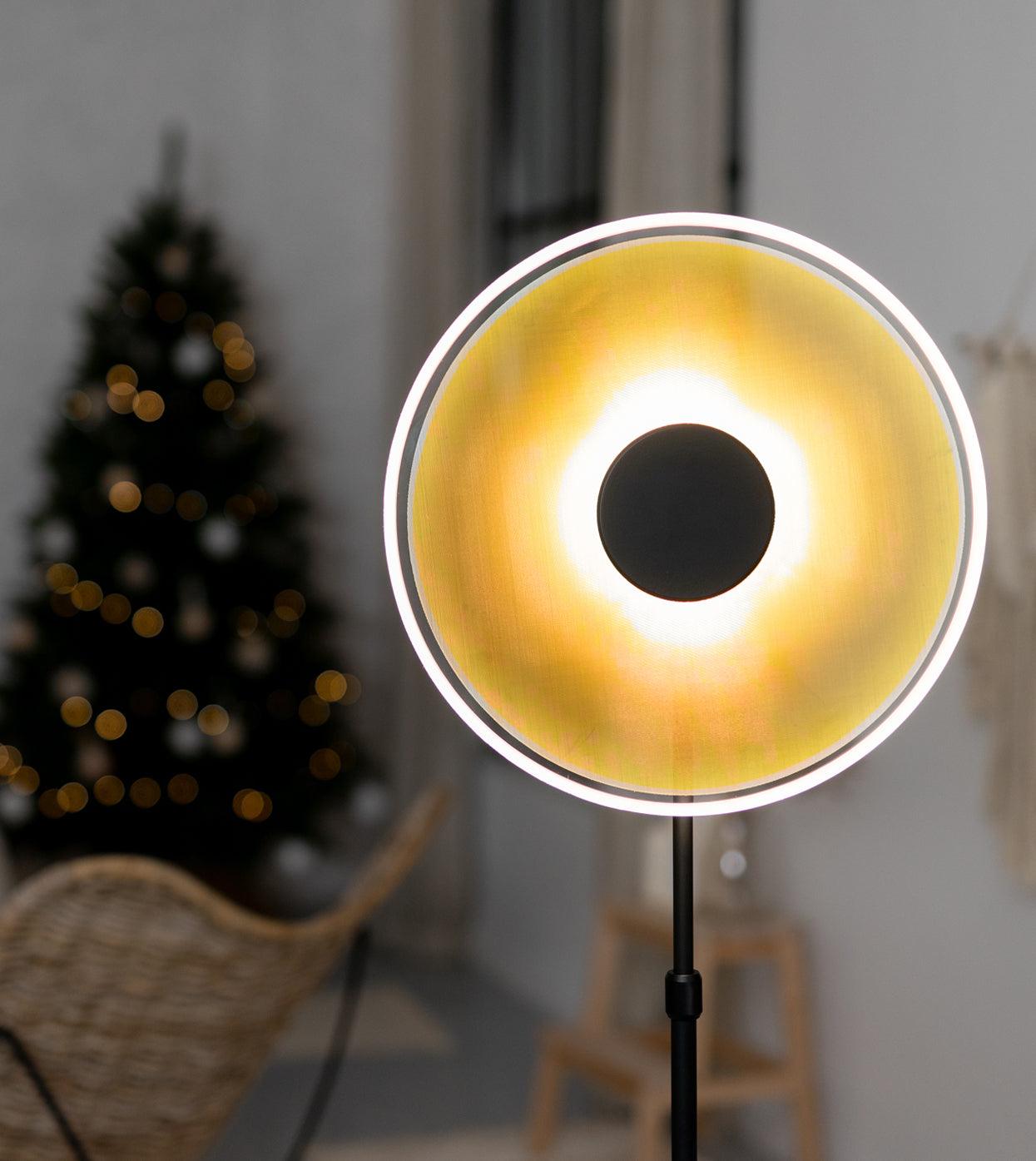 Lu x ora Floor Lamp