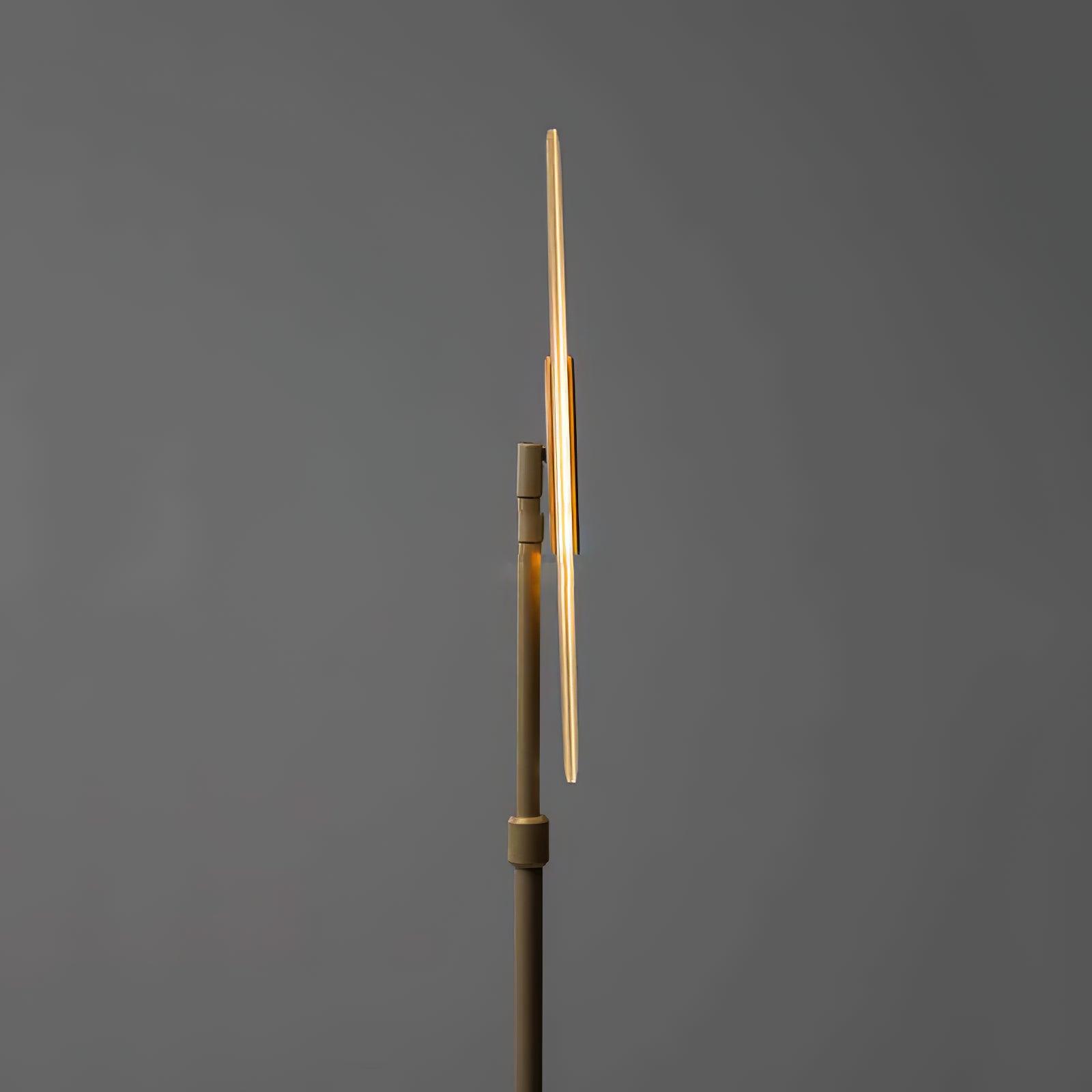 Lu x ora Floor Lamp