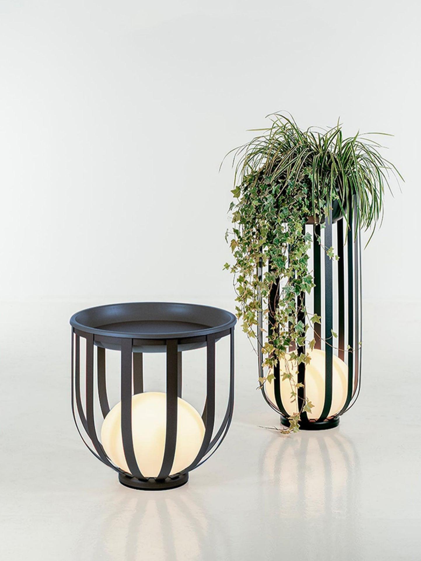 Bols Garden Solar Outdoor Floor Lamp detail view 31