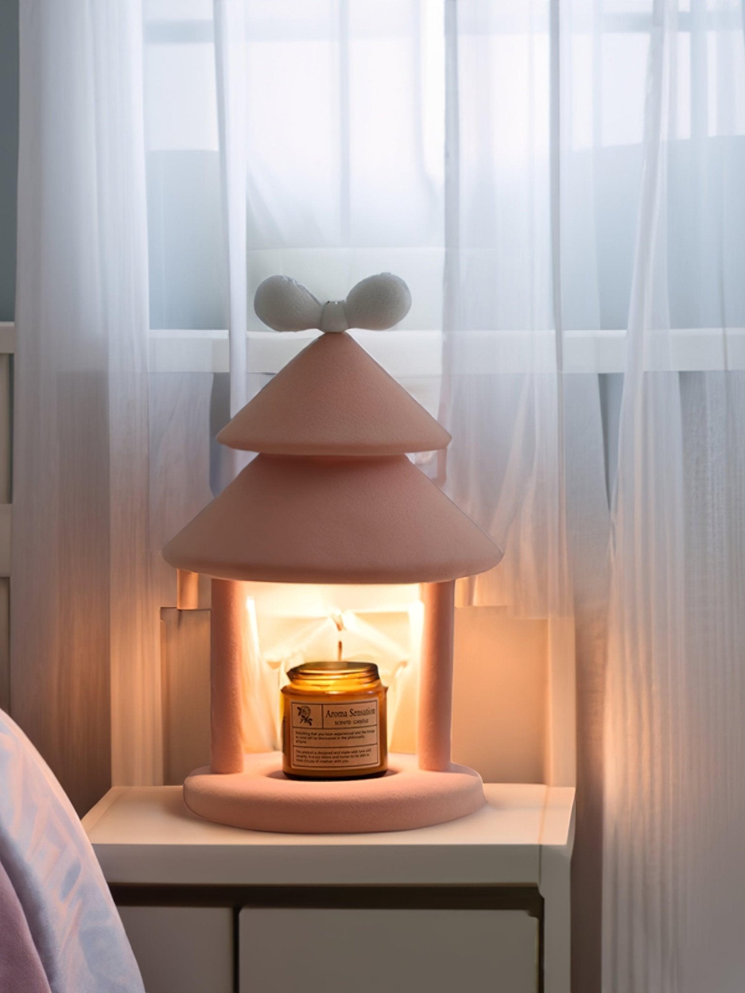 Bow Tie Cone Table Lamp 7.9