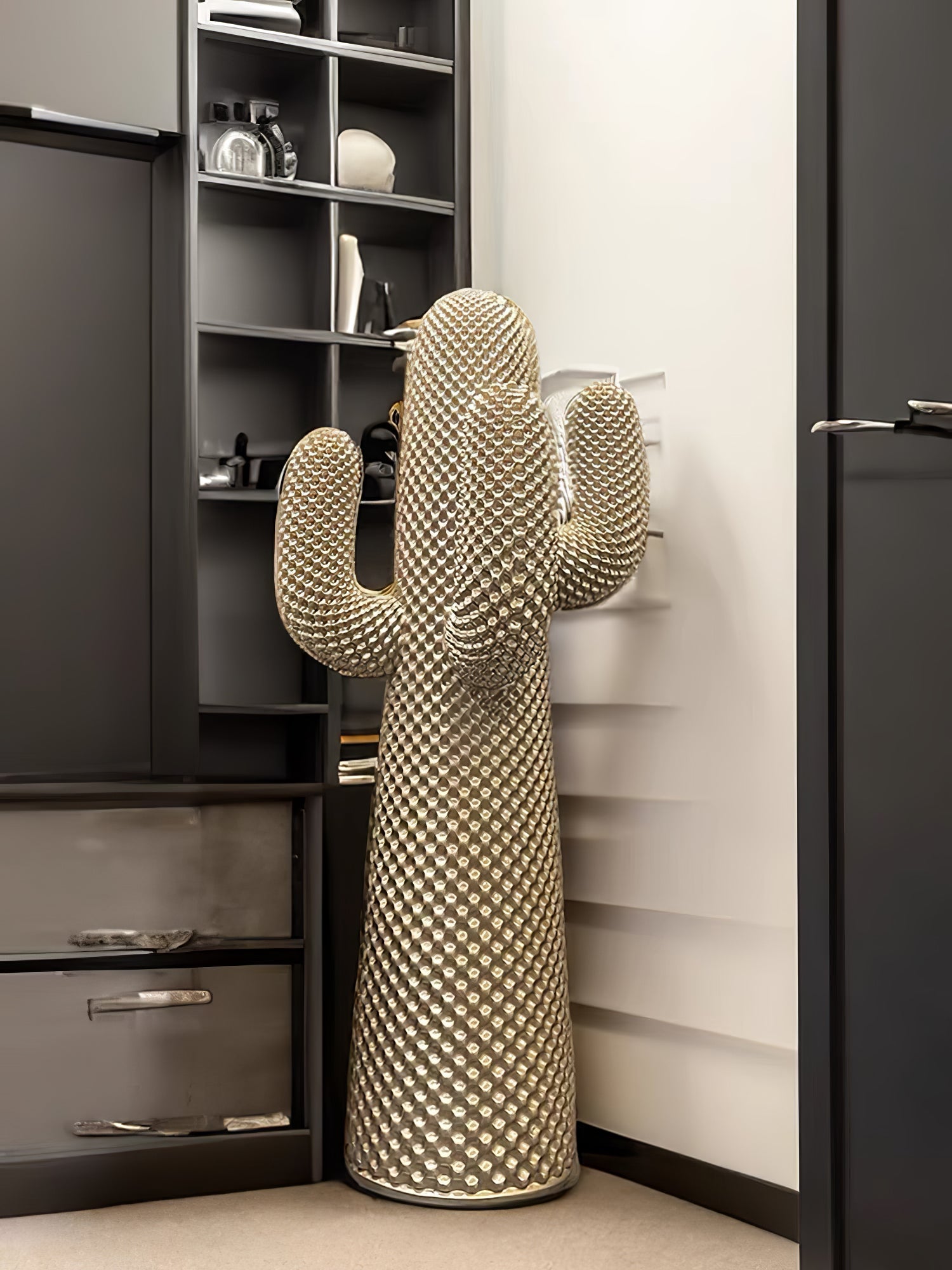 Mello Sculptural Portable Lamp Cactus Coat Rack