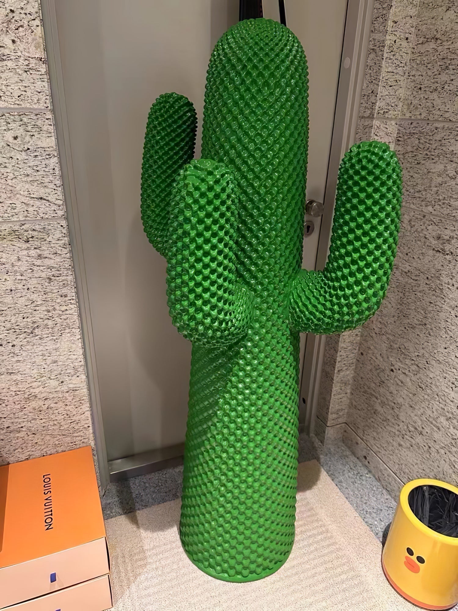 Mello Sculptural Portable Lamp Cactus Coat Rack