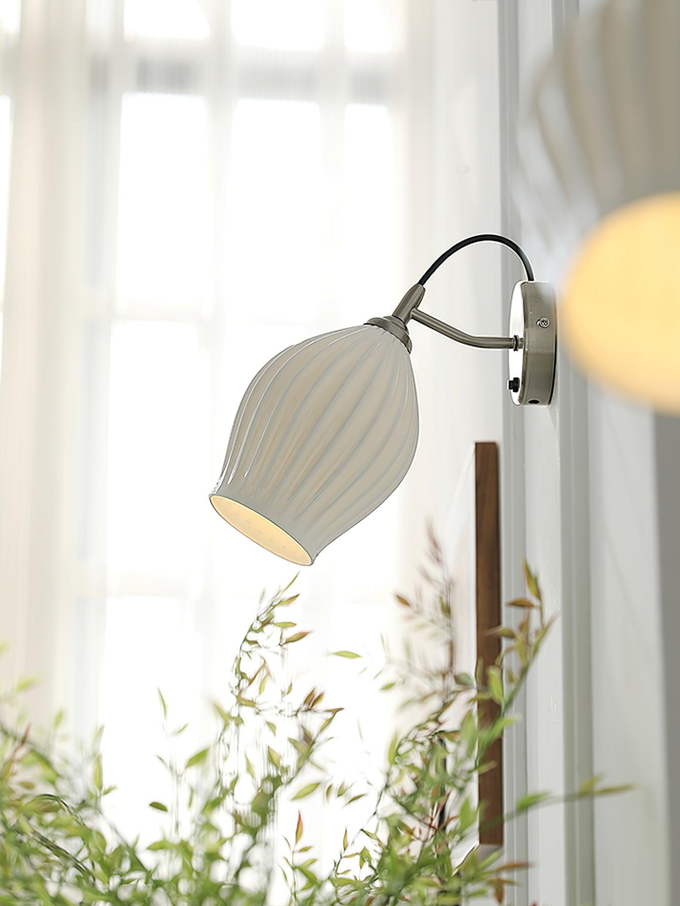 Ceramic Ribbed Wall Light 5.3