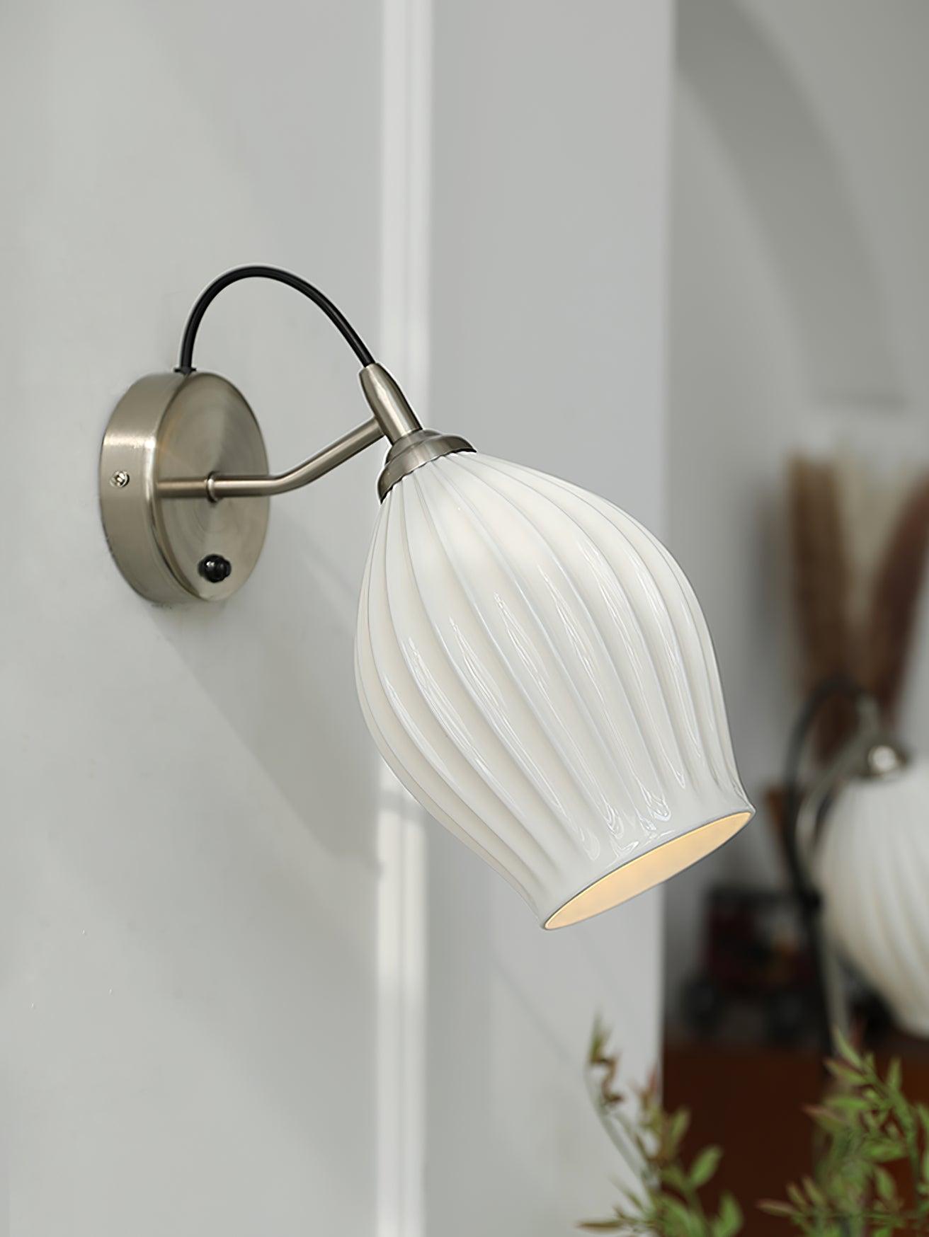 Ceramic Ribbed Wall Light 5.3