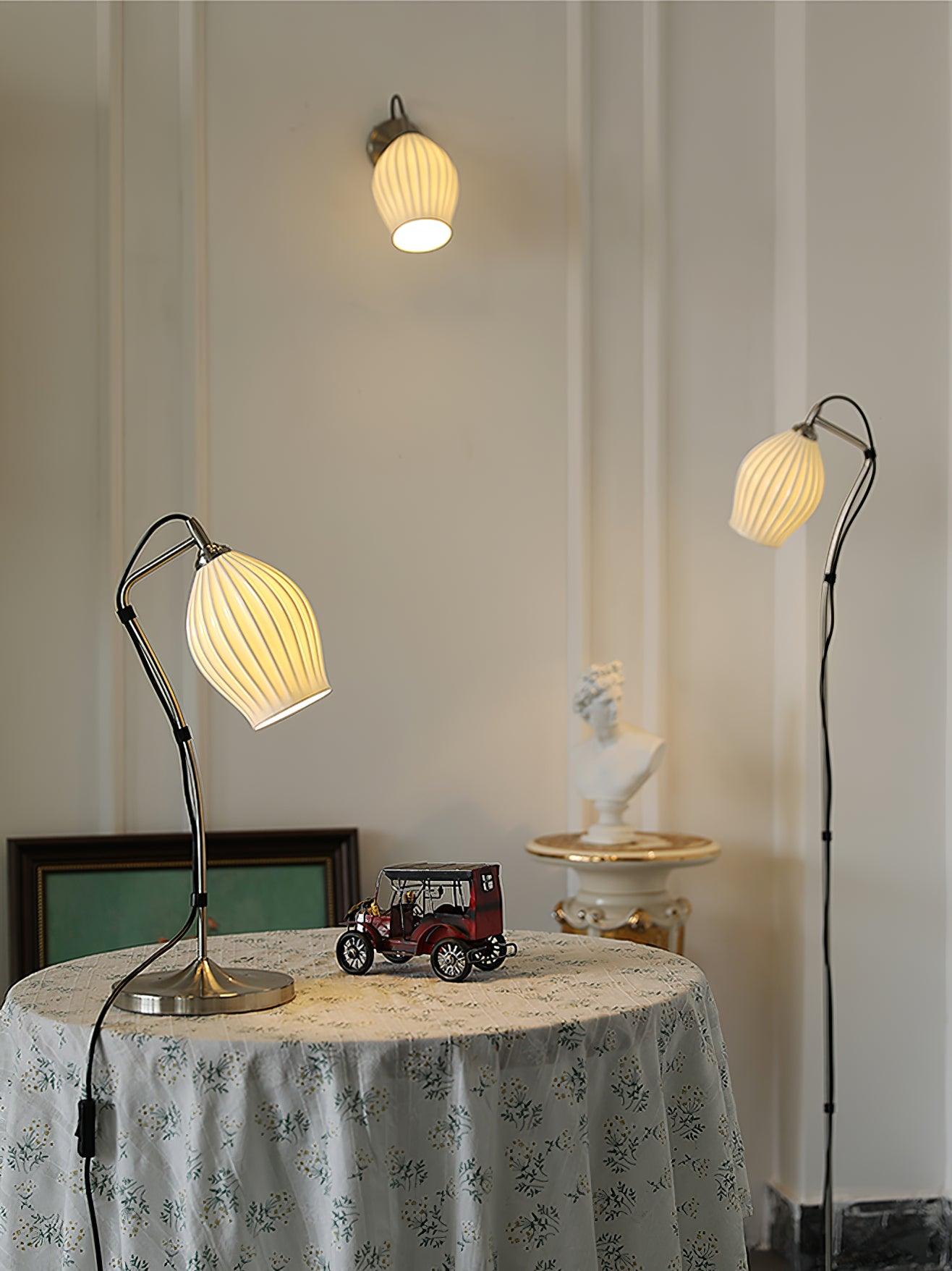 Ceramic Ribbed Wall Light 5.3