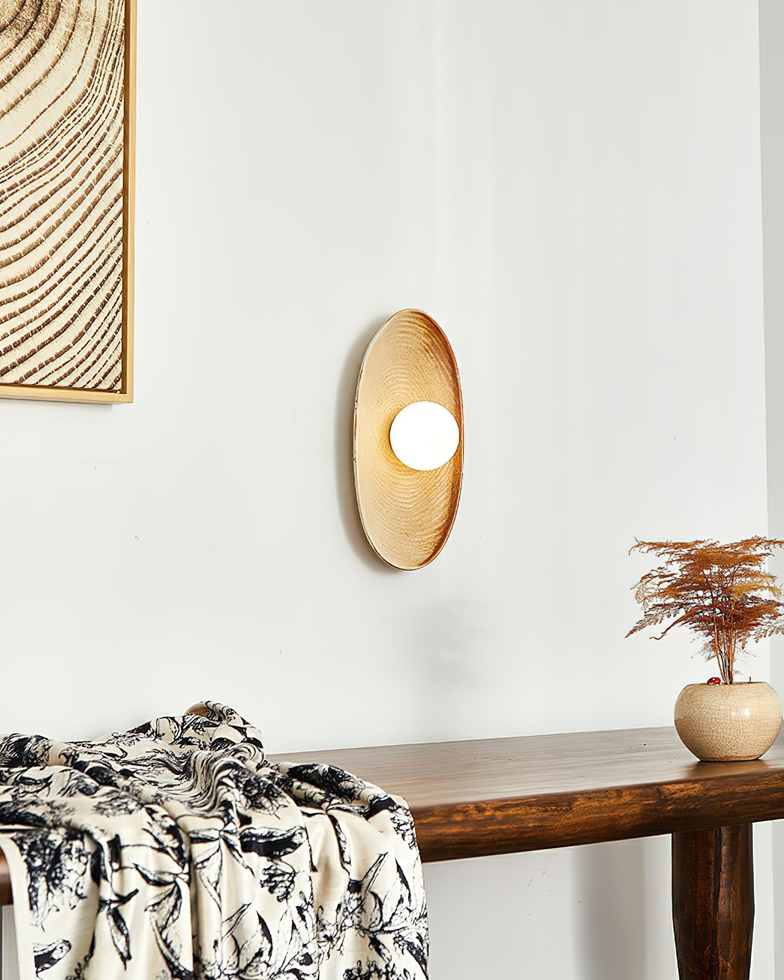 Crest Ceramic Wall Light 6.3
