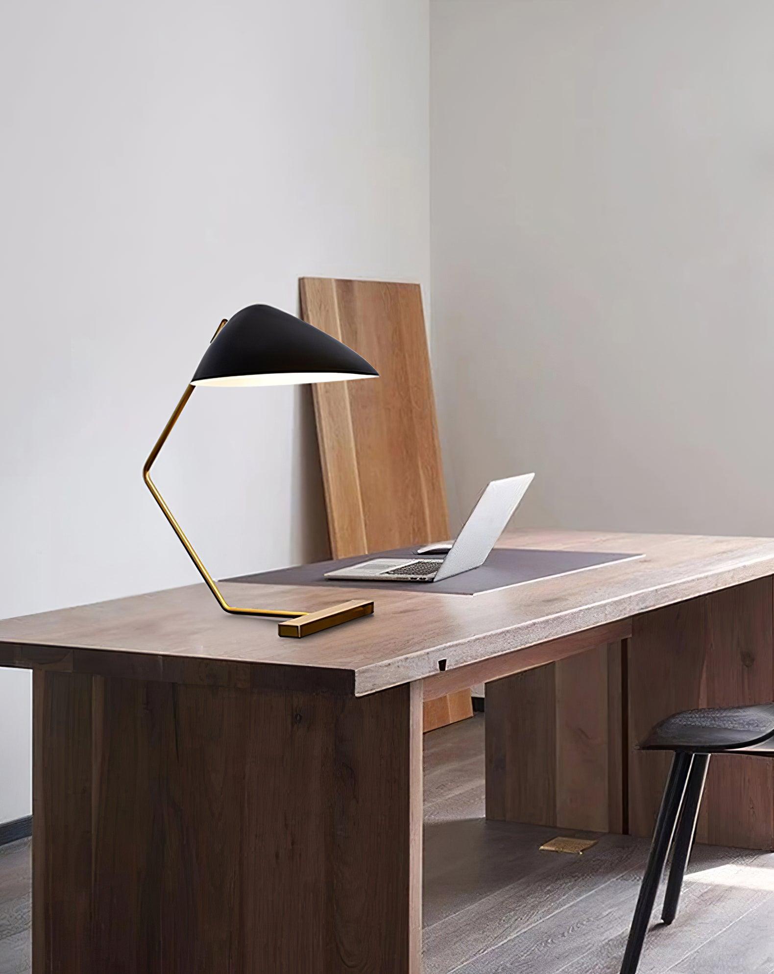 Curvilinear Mid-Century Table Lamp 18.1