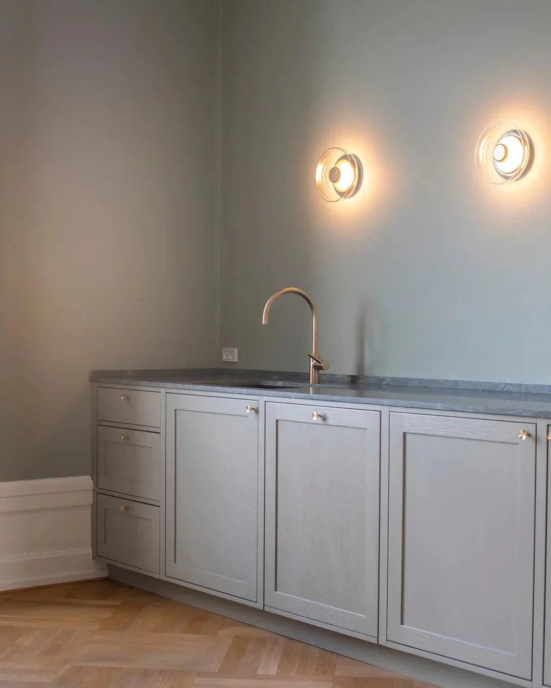 Eclipse Halo Wall Lamp 3.9