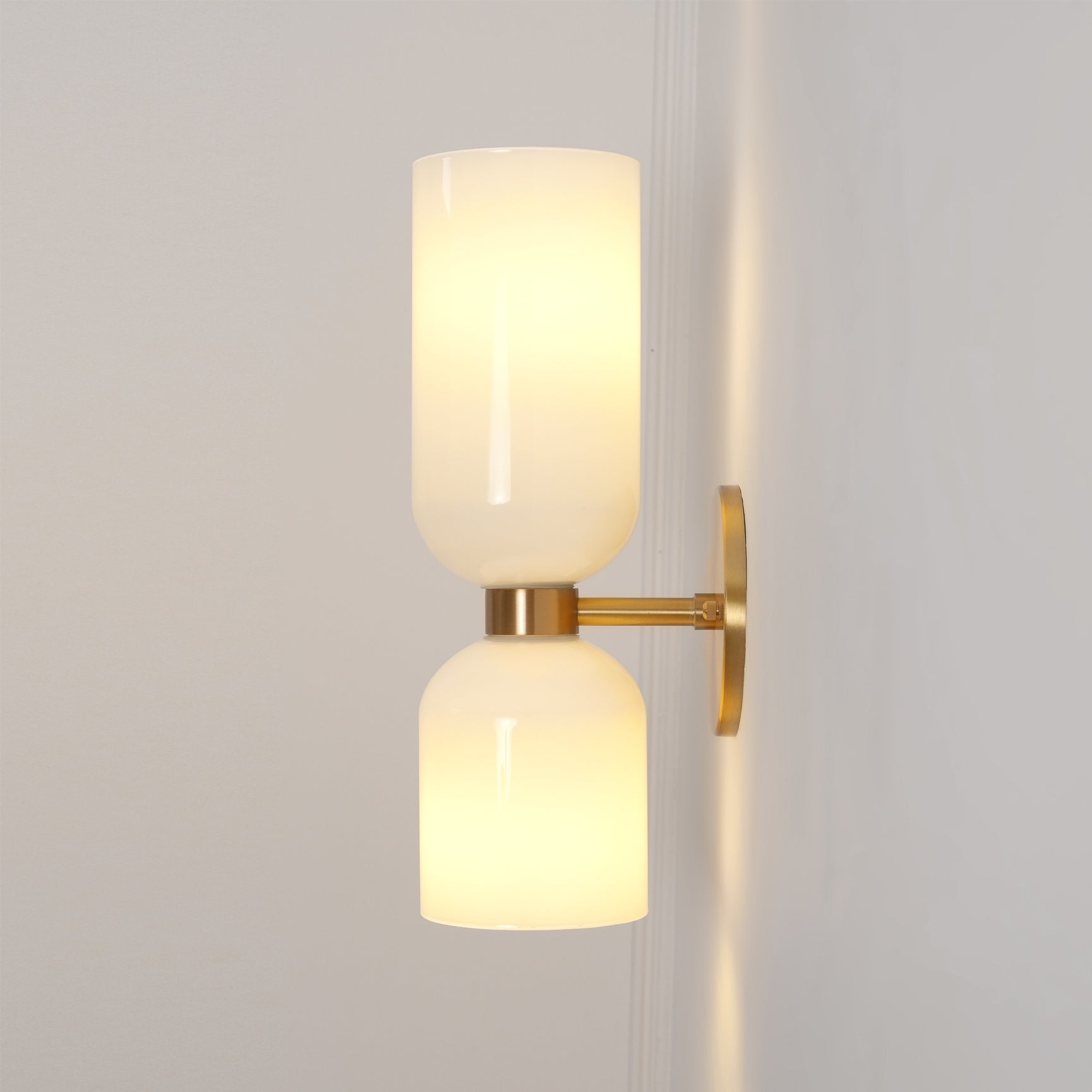 Edie Wall-Mounted Lamp Wall Sconce