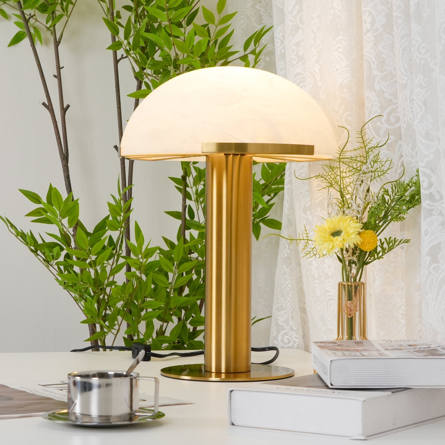 Elegance Alabaster Portable Lamp Table Lamp