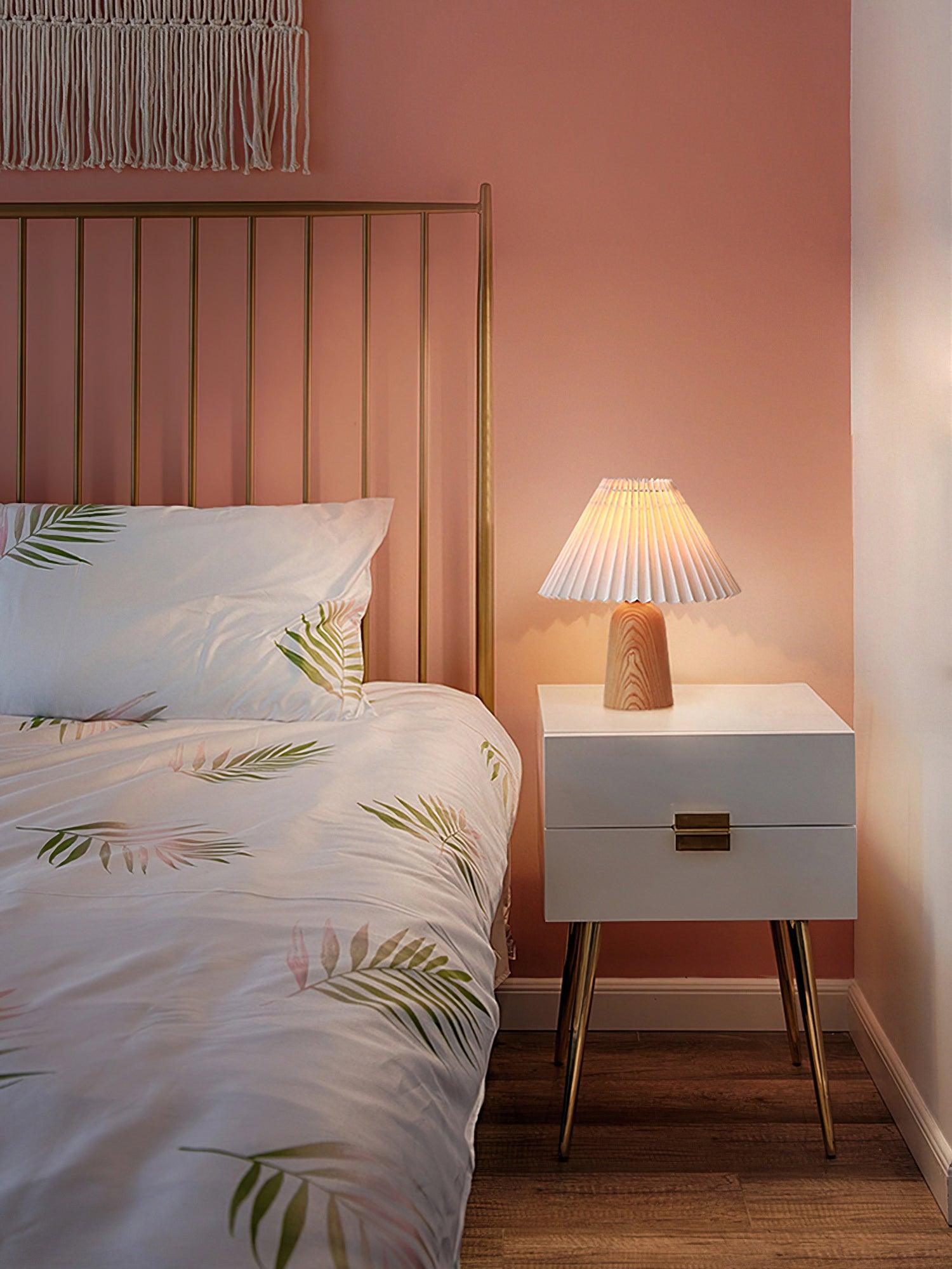 Facet Accent Lamp Table Lamp