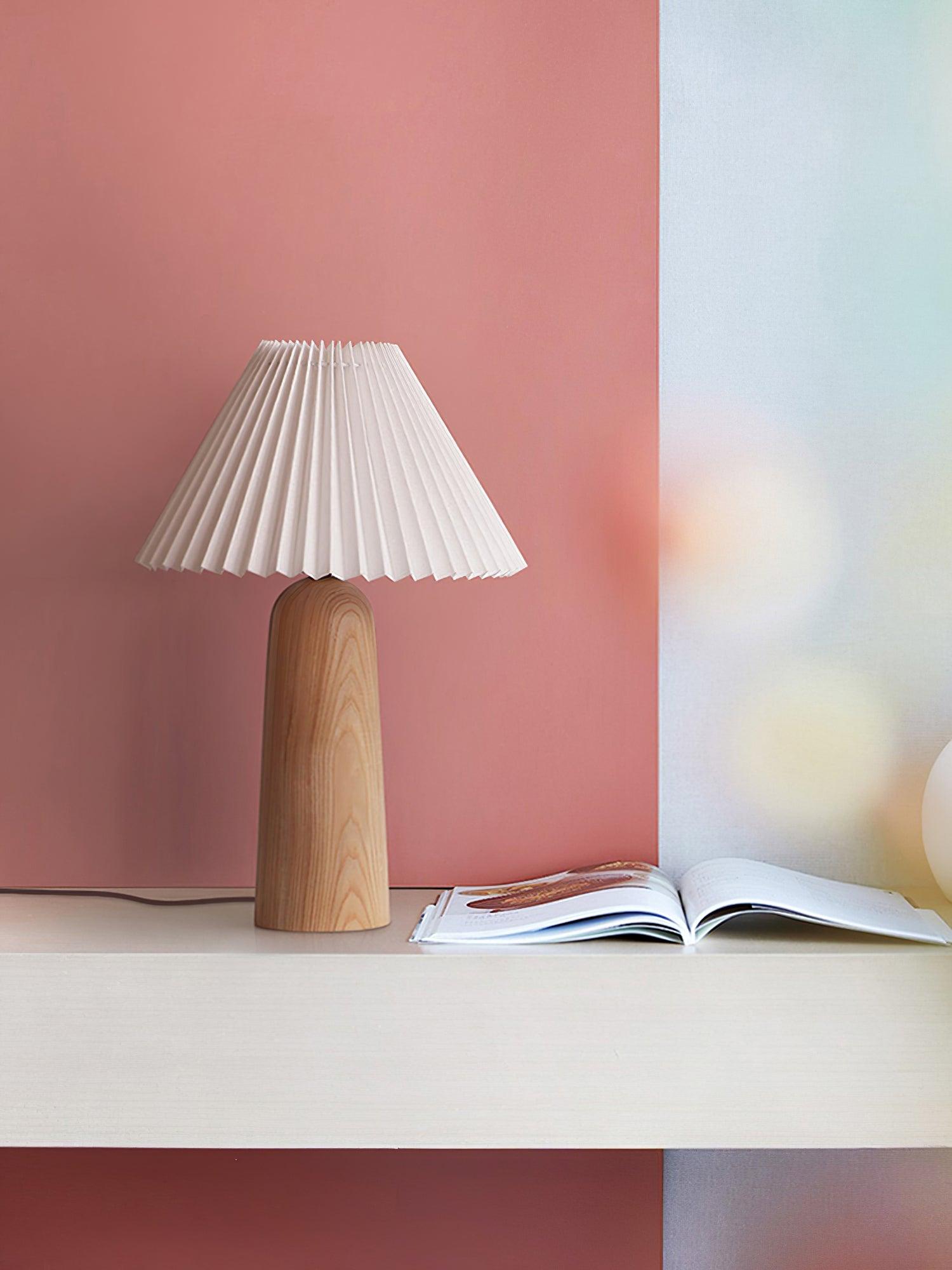Facet Accent Lamp Table Lamp