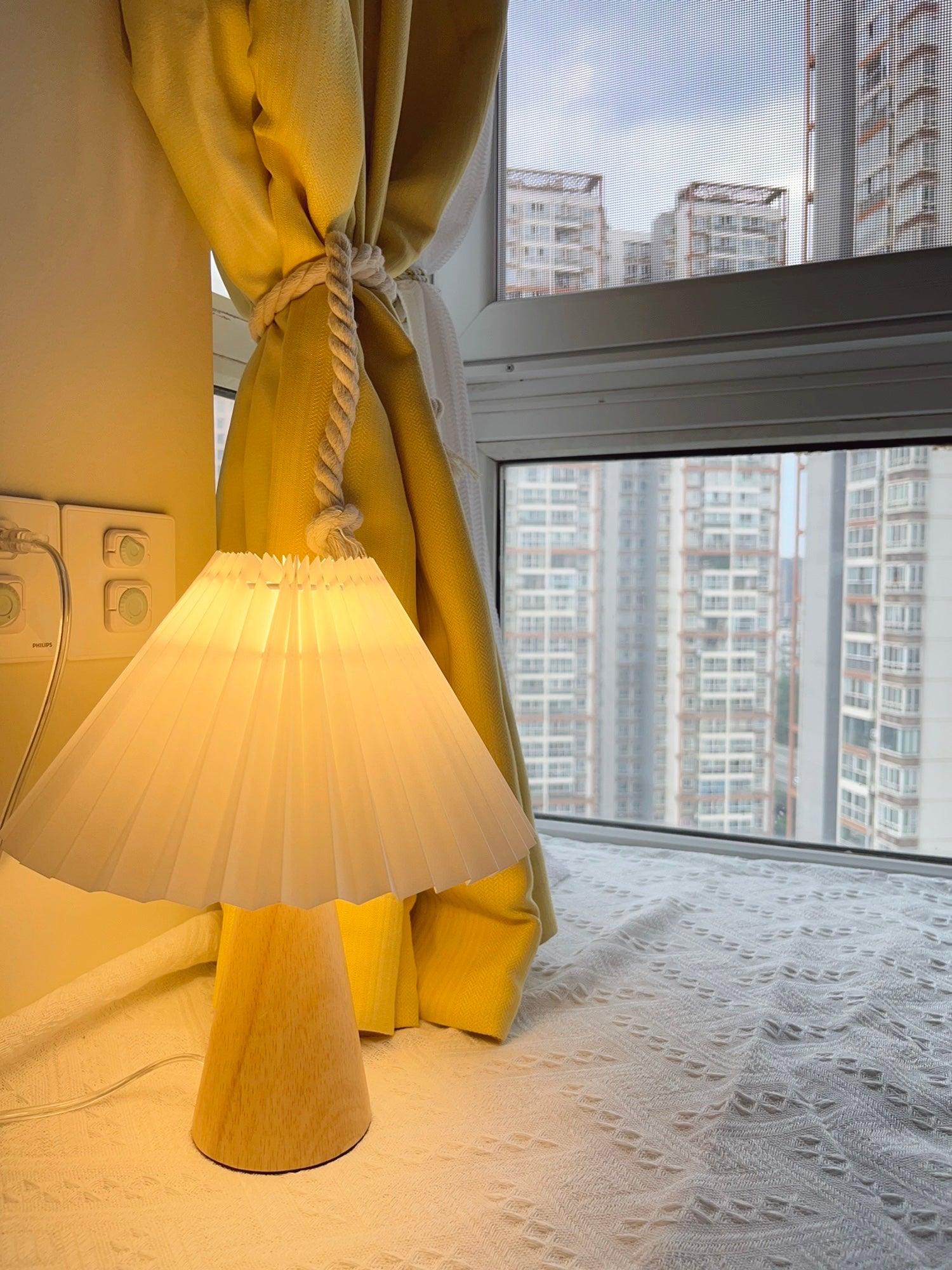 Facet Accent Lamp Table Lamp
