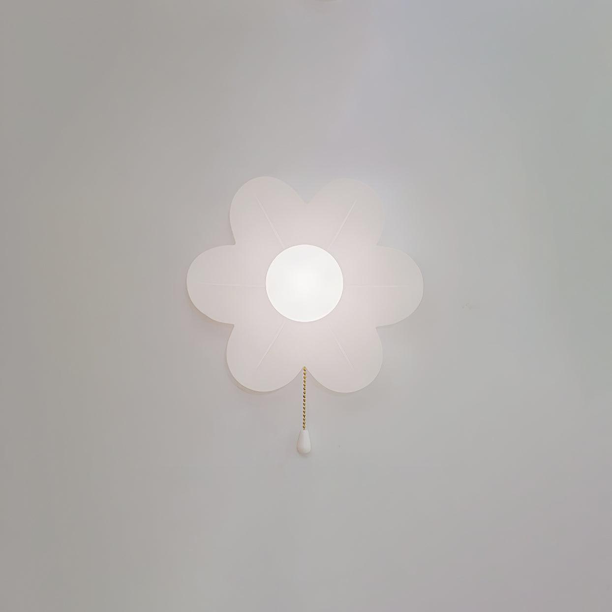 Flowers Wall-Mounted Lamp