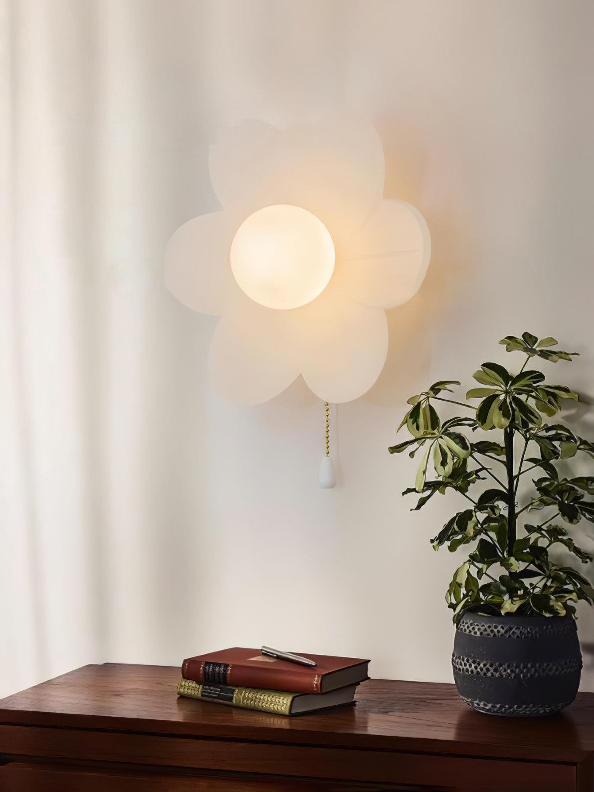Flowers Wall-Mounted Lamp