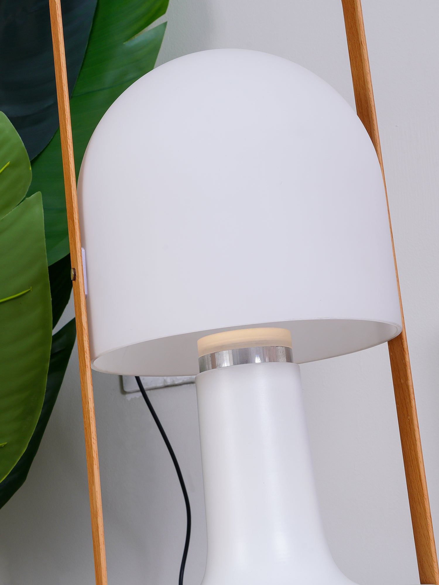 Follow Me Table Light, Bedside Table Lamp, detail 15