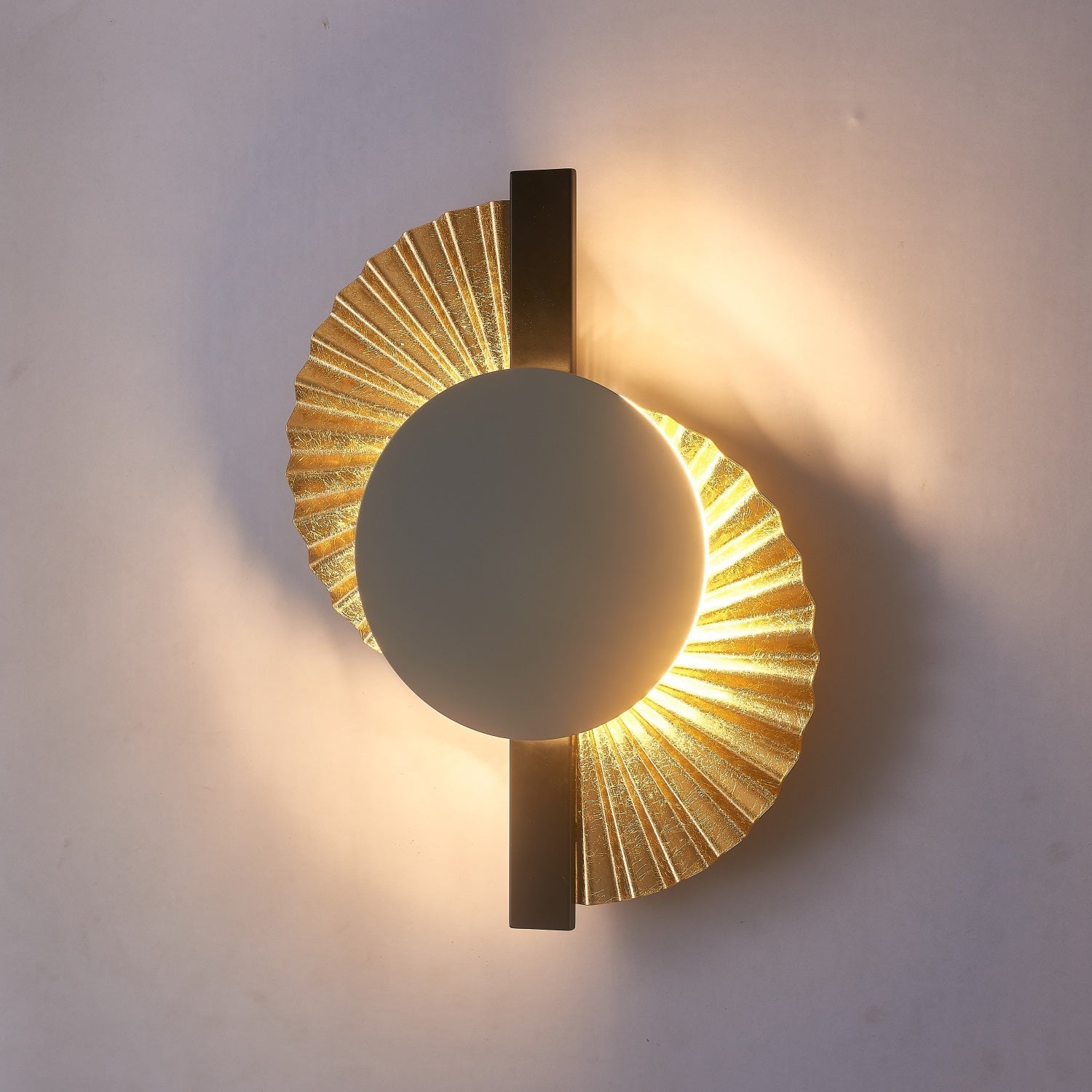 Gilded Fan Wall Sconce