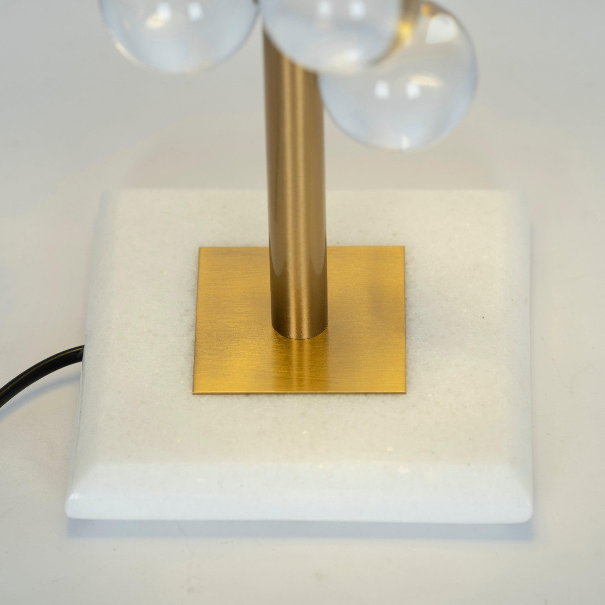 Globo Table Lamp detail view 7