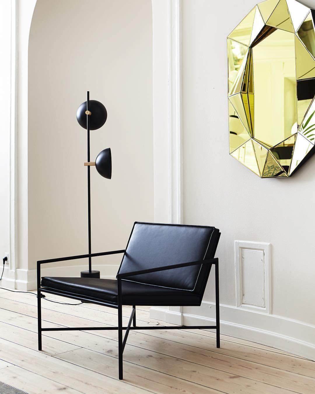 Studio Floor-standing Floor Lamp