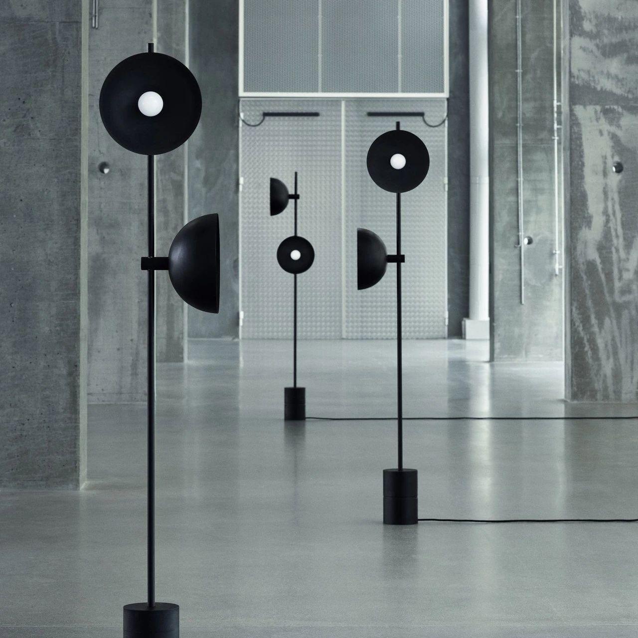Studio Floor-standing Floor Lamp