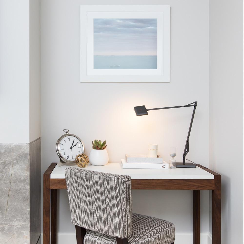 Edge Side Table Lamp detail view 5