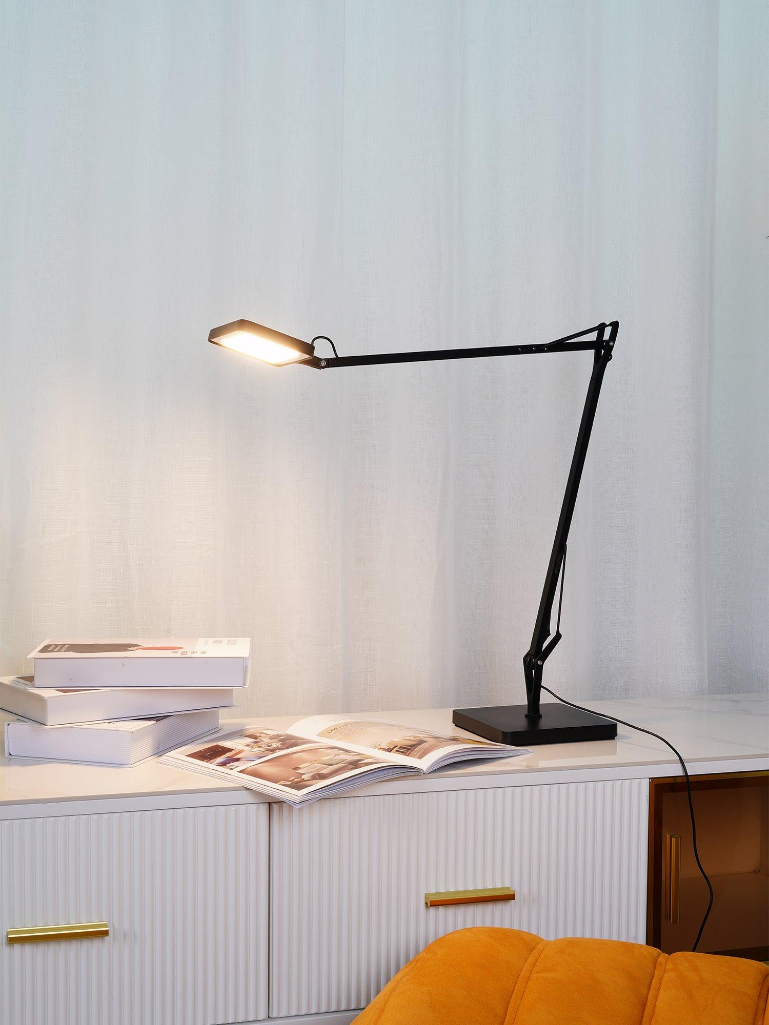 Edge Side Table Lamp detail view 7