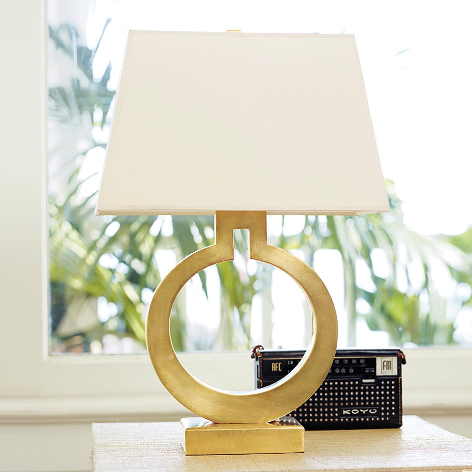 Keyhole Ring Desk Lamp