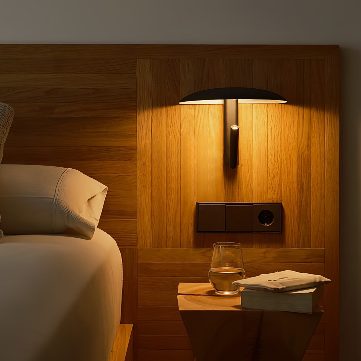 Hat Brim Pivot Arm Wall Light - W 11.8″ x H 10.6″ Metal, Plug-In Wall Sconce, detail 2