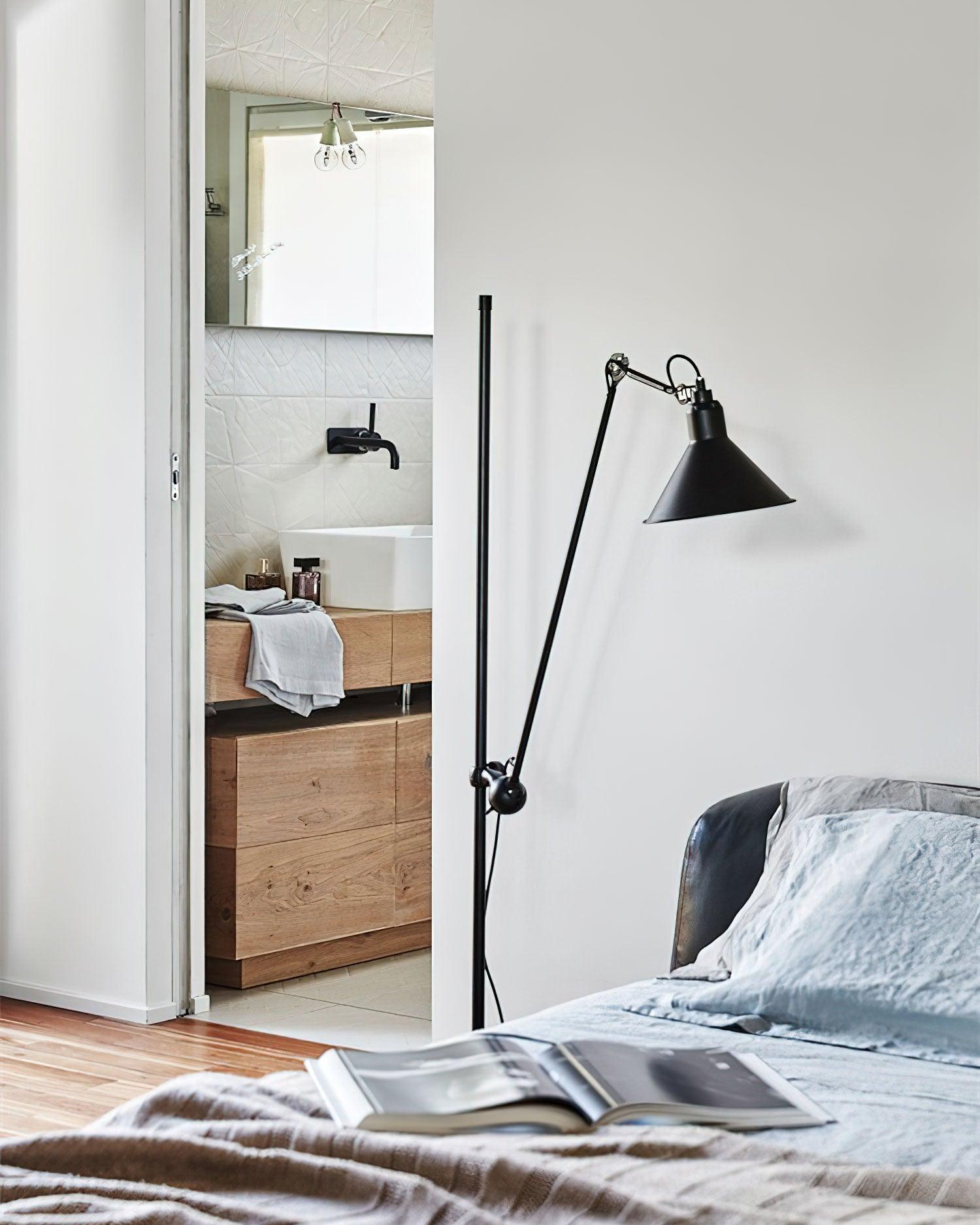 Versa Glide G215 Floor Lamp