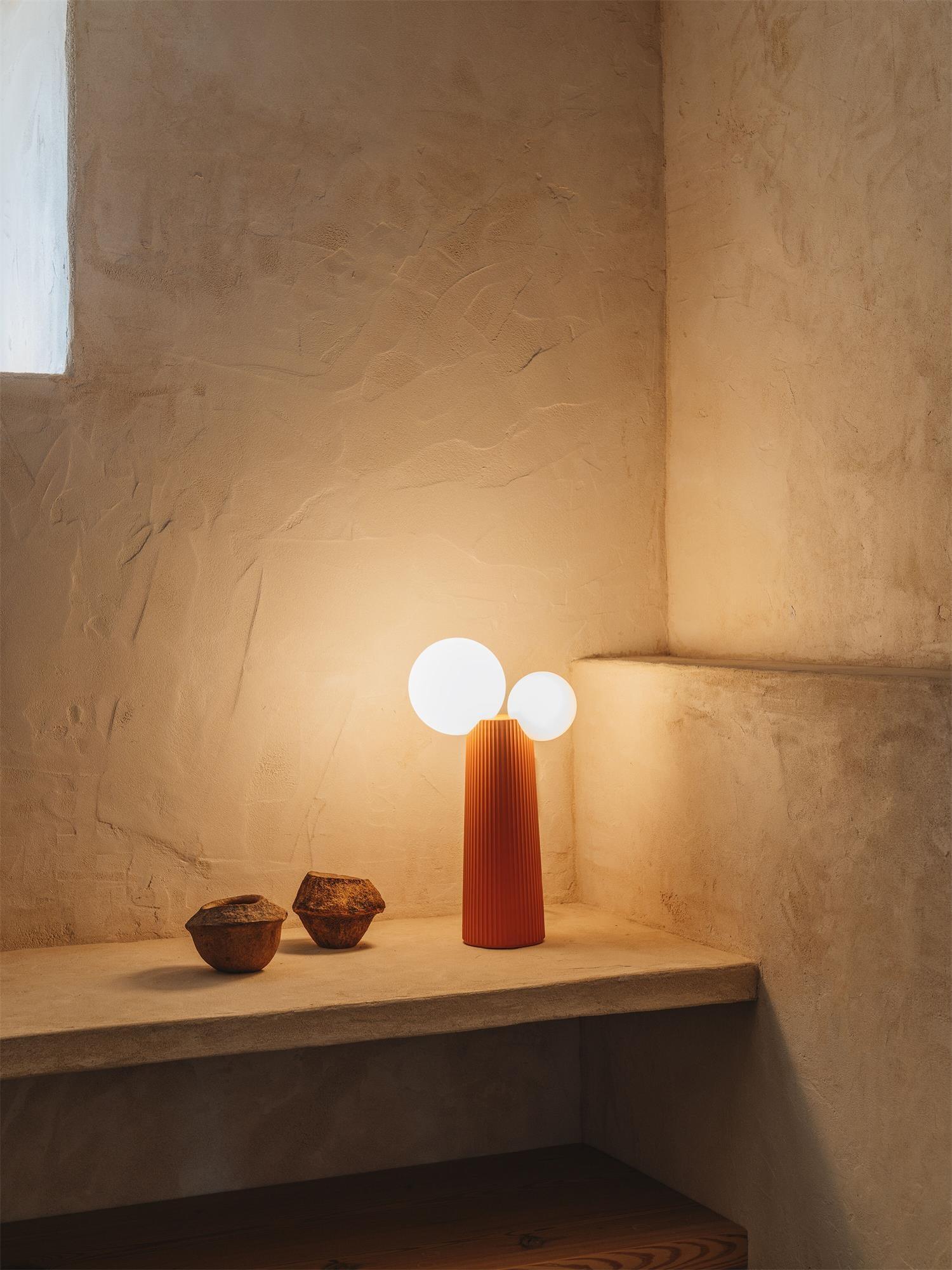 Land Table Lamp 8.3