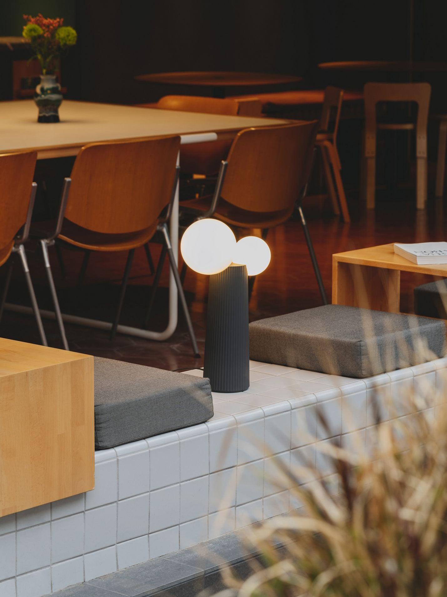 Land Table Lamp 8.3