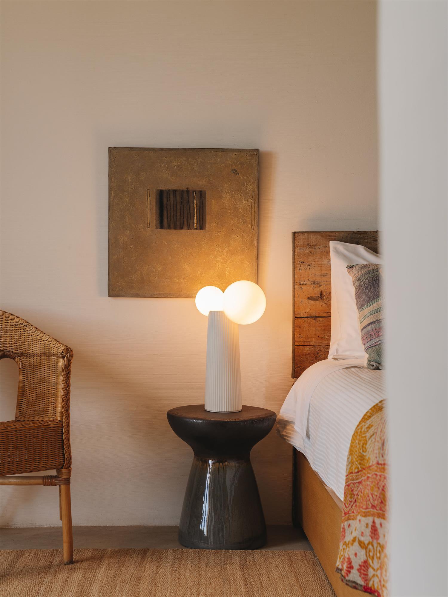 Land Table Lamp 8.3
