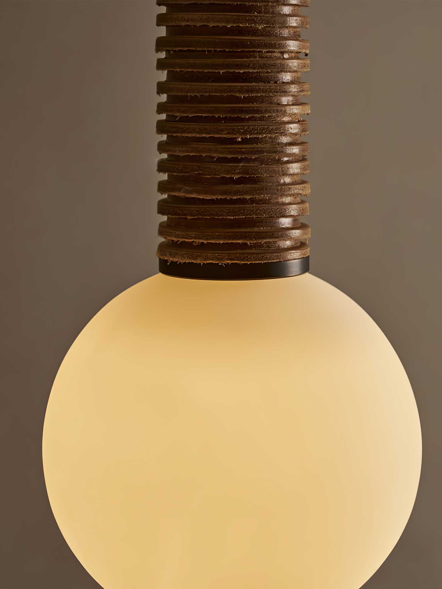 Lestro Wall Light